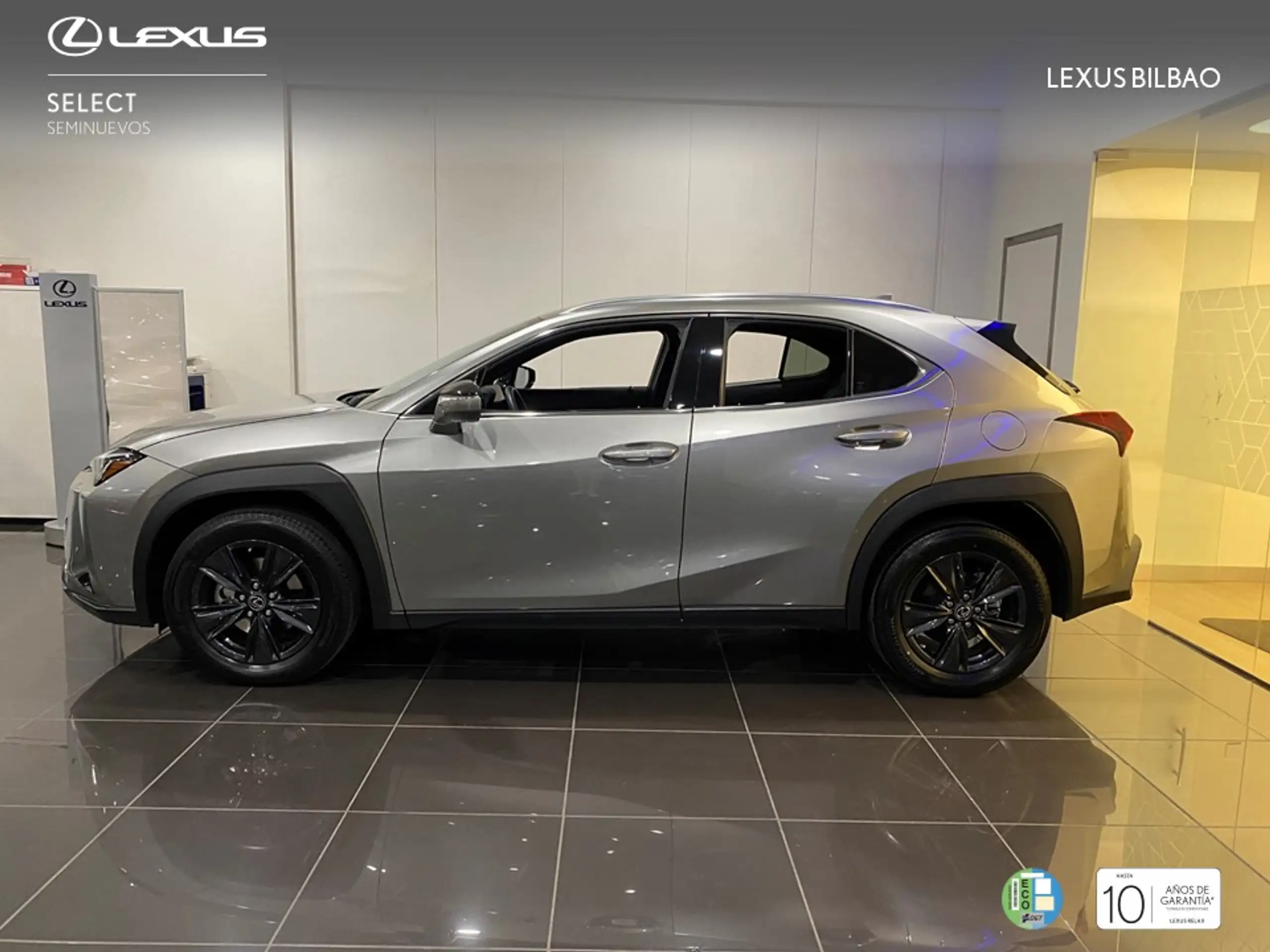 Lexus - UX 250h