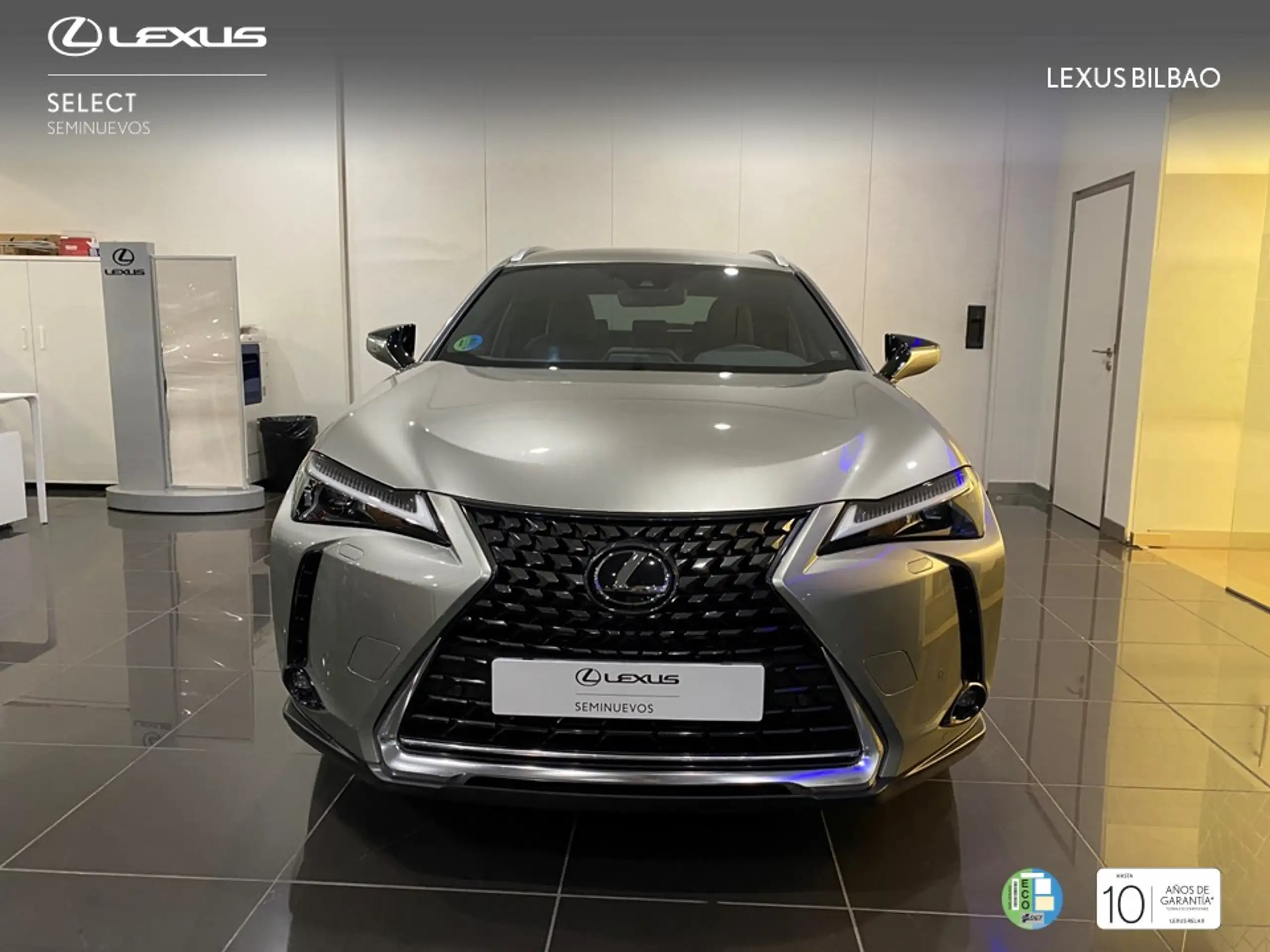 Lexus - UX 250h