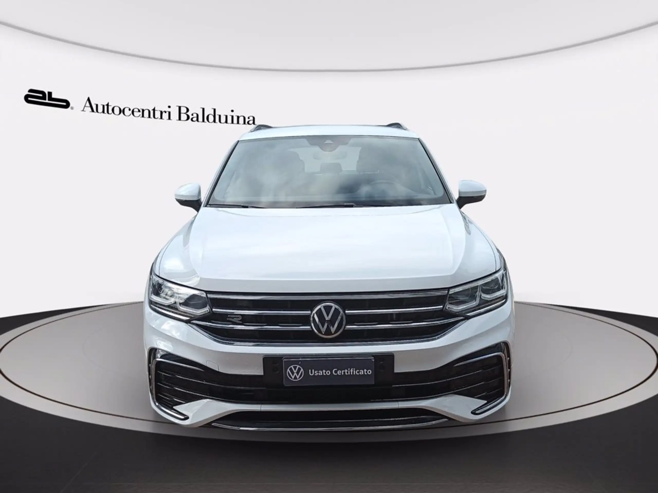 Volkswagen - Tiguan