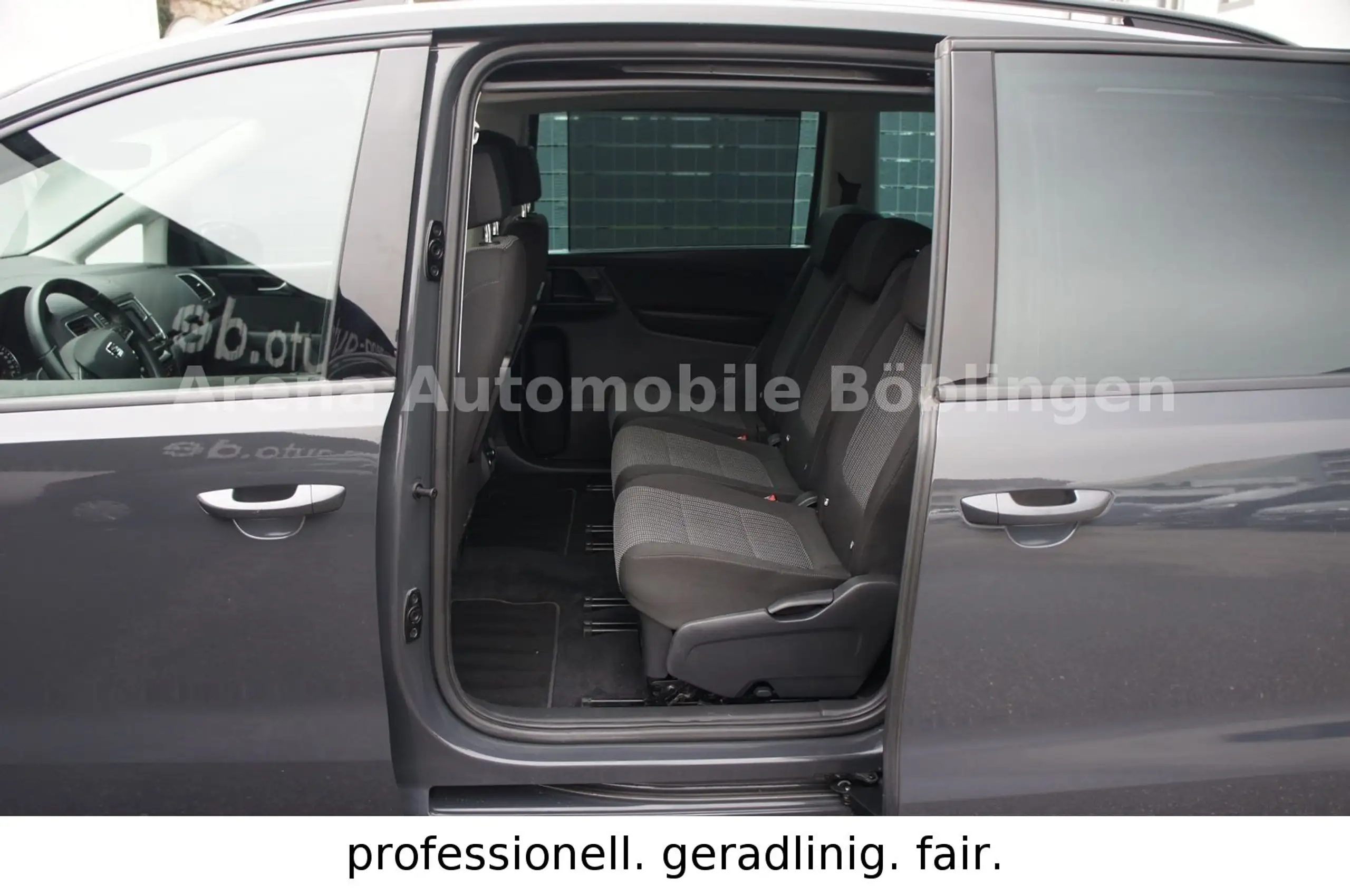 SEAT - Alhambra