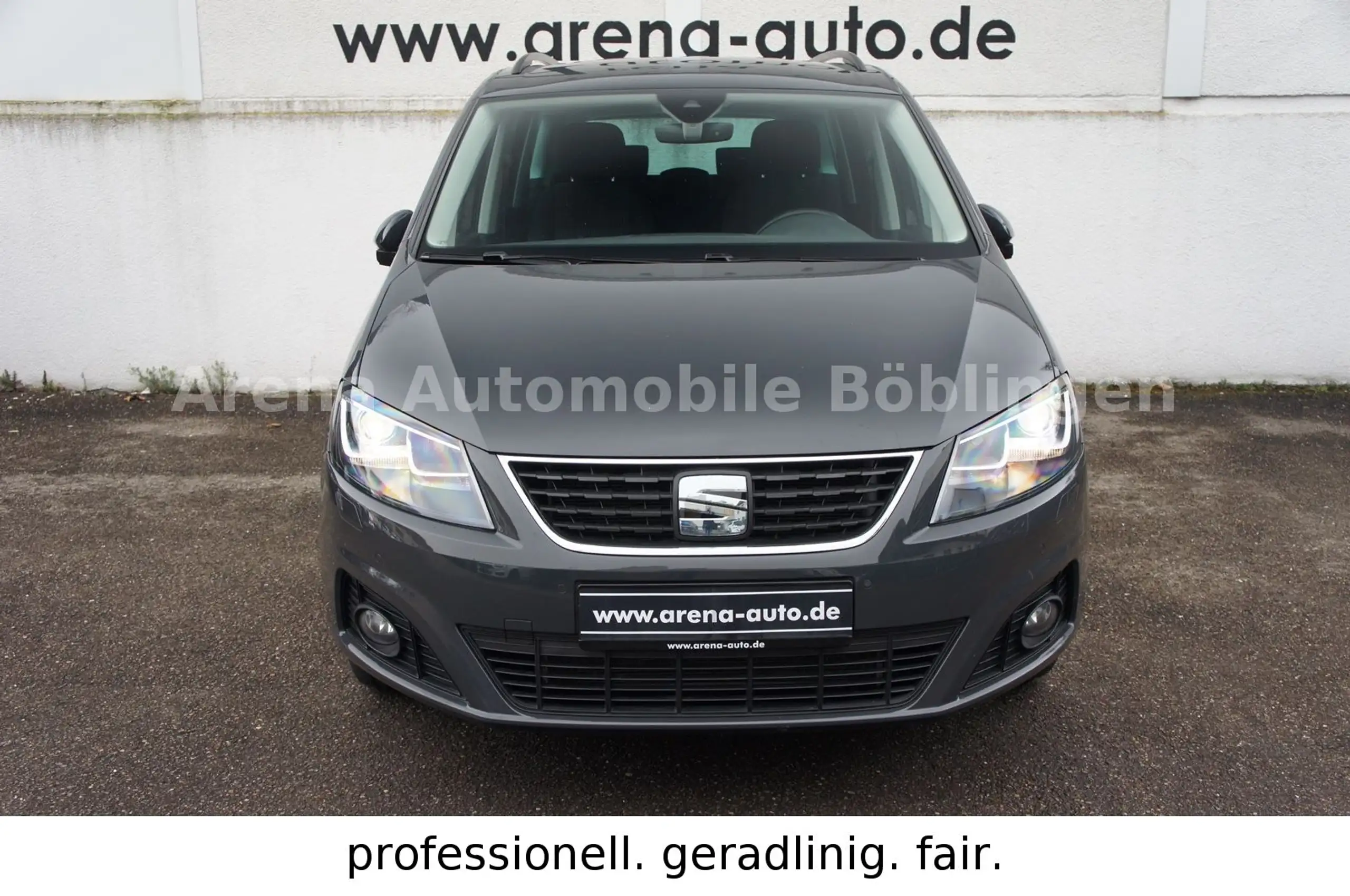 SEAT - Alhambra