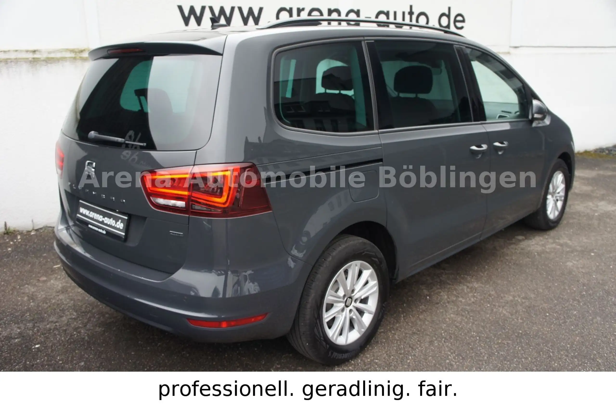 SEAT - Alhambra