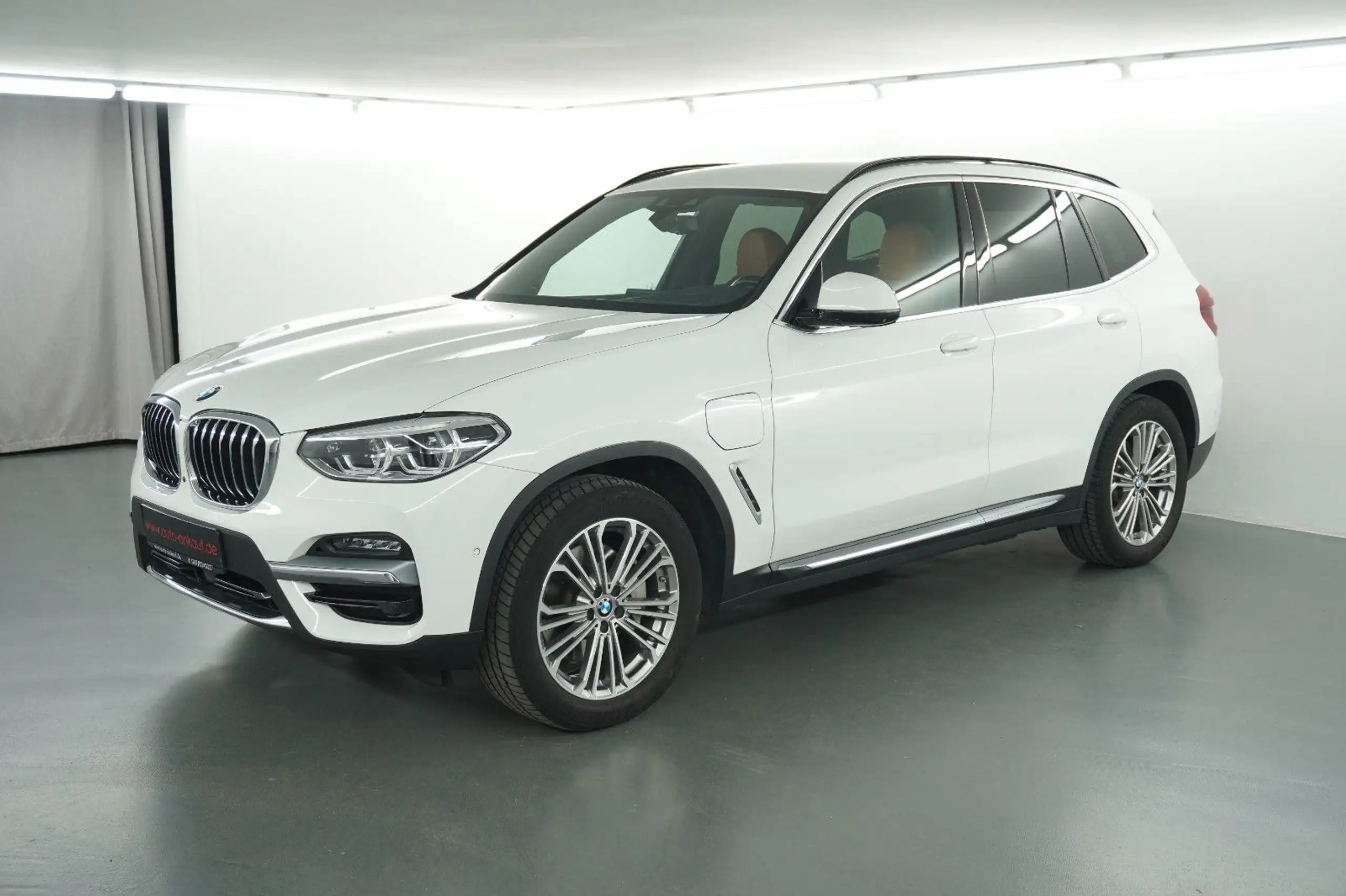 BMW - X3