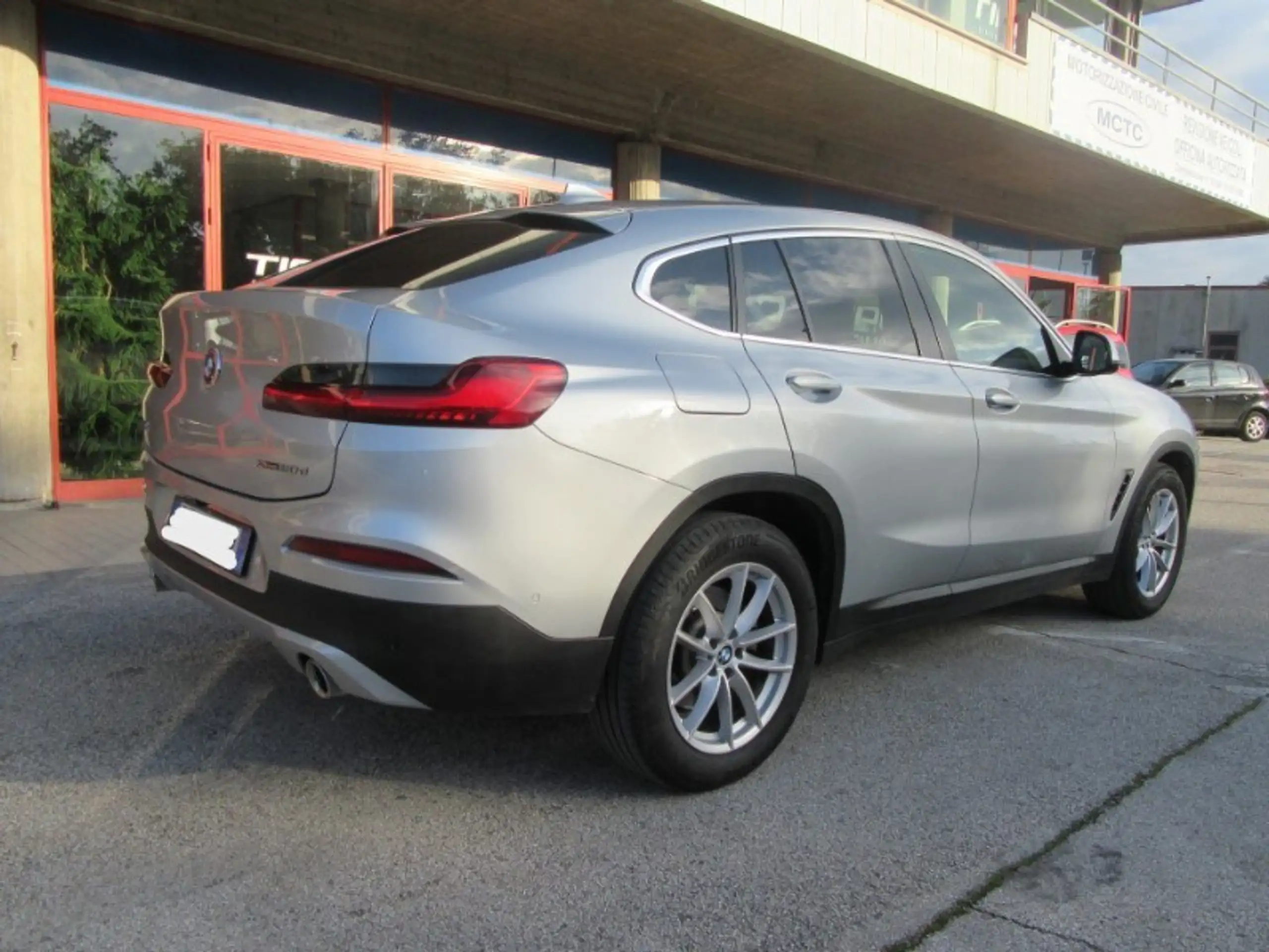 BMW - X4