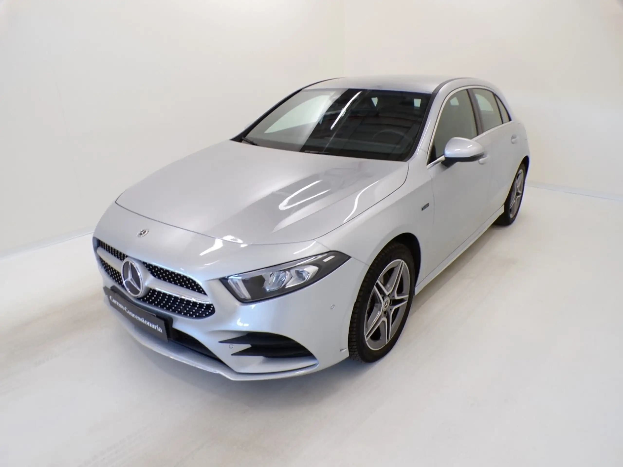 Mercedes-Benz A 250 2021