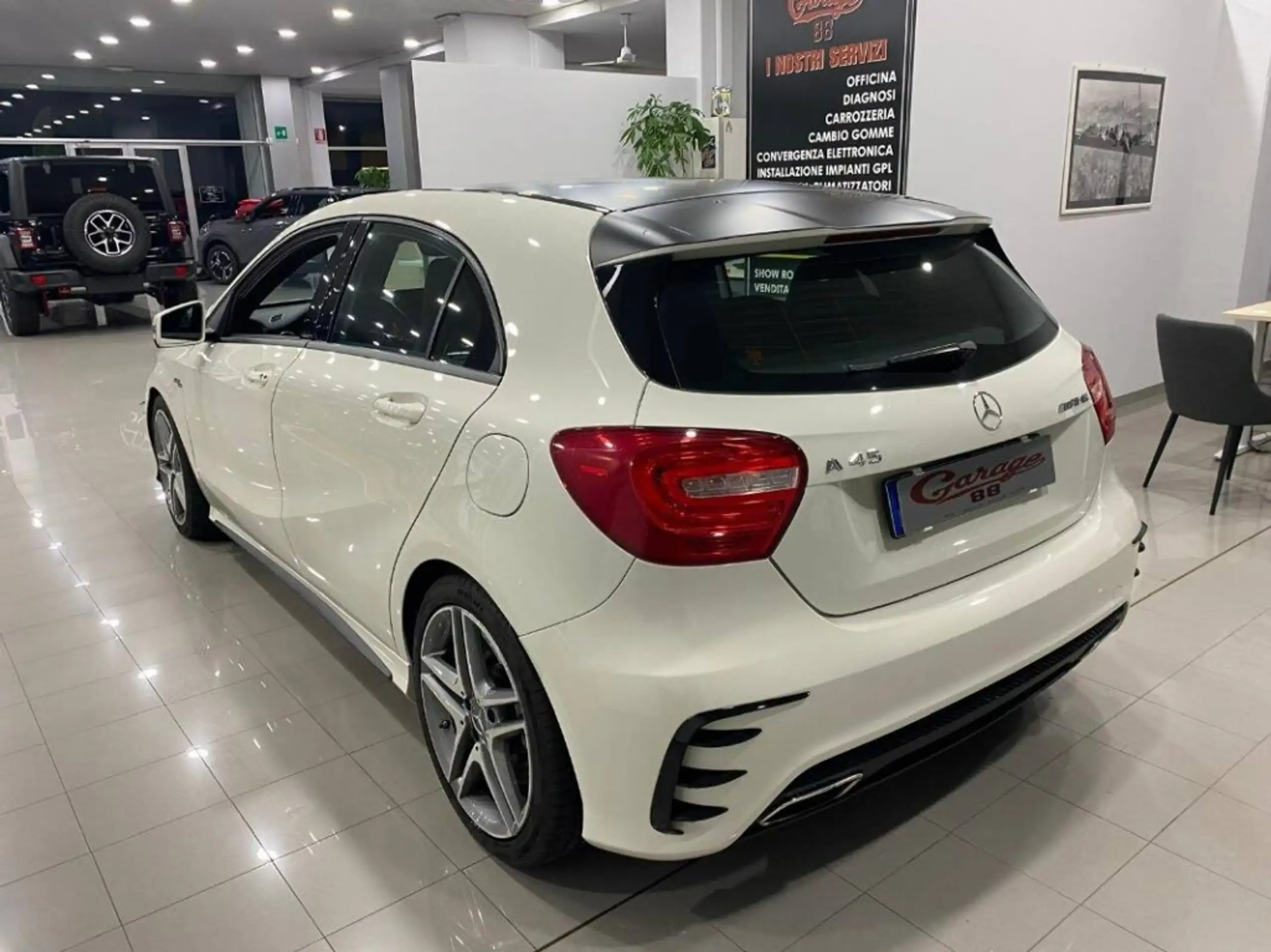 Mercedes-Benz - A 45 AMG