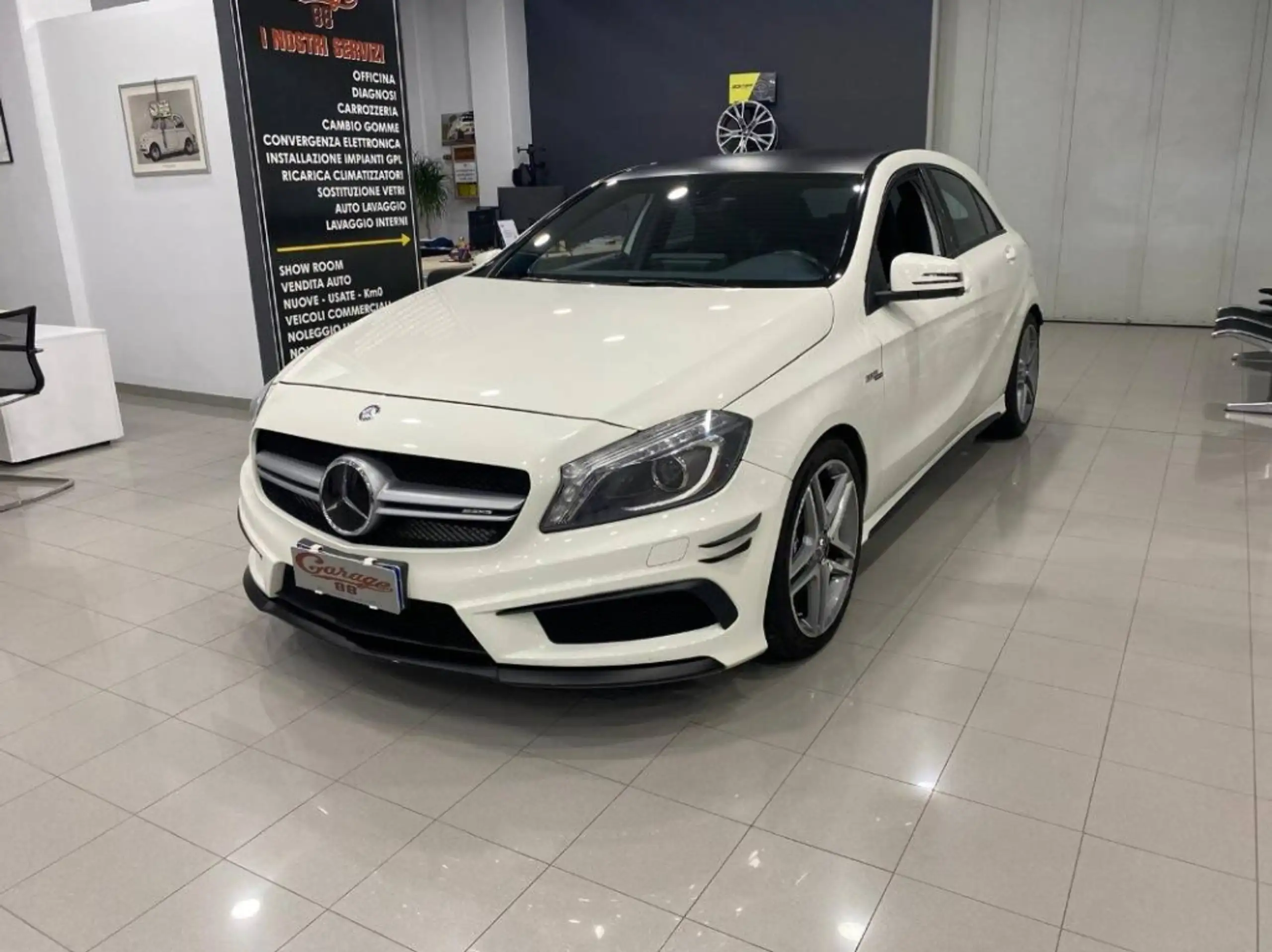 Mercedes-Benz - A 45 AMG