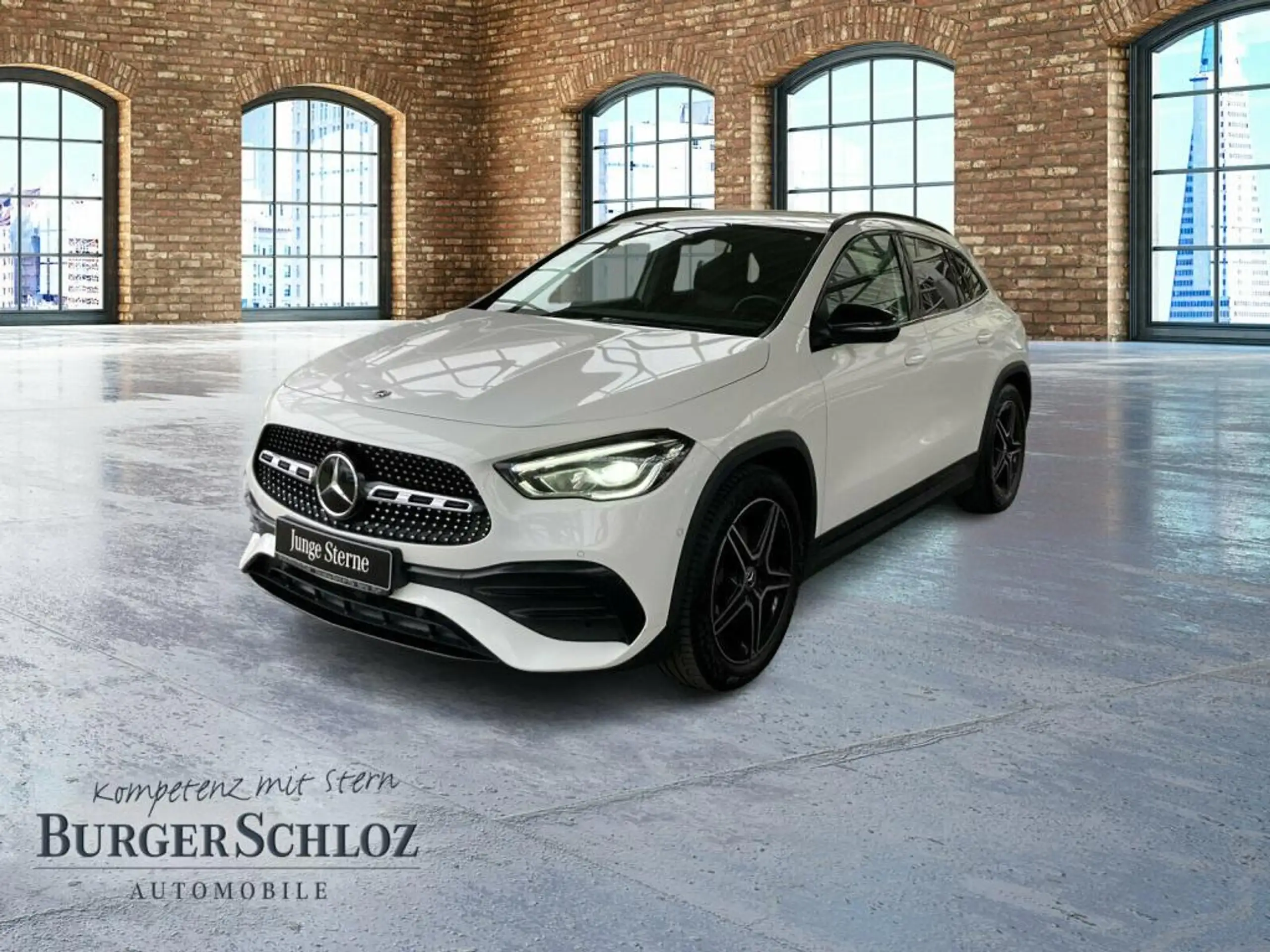 Mercedes-Benz - GLA 200