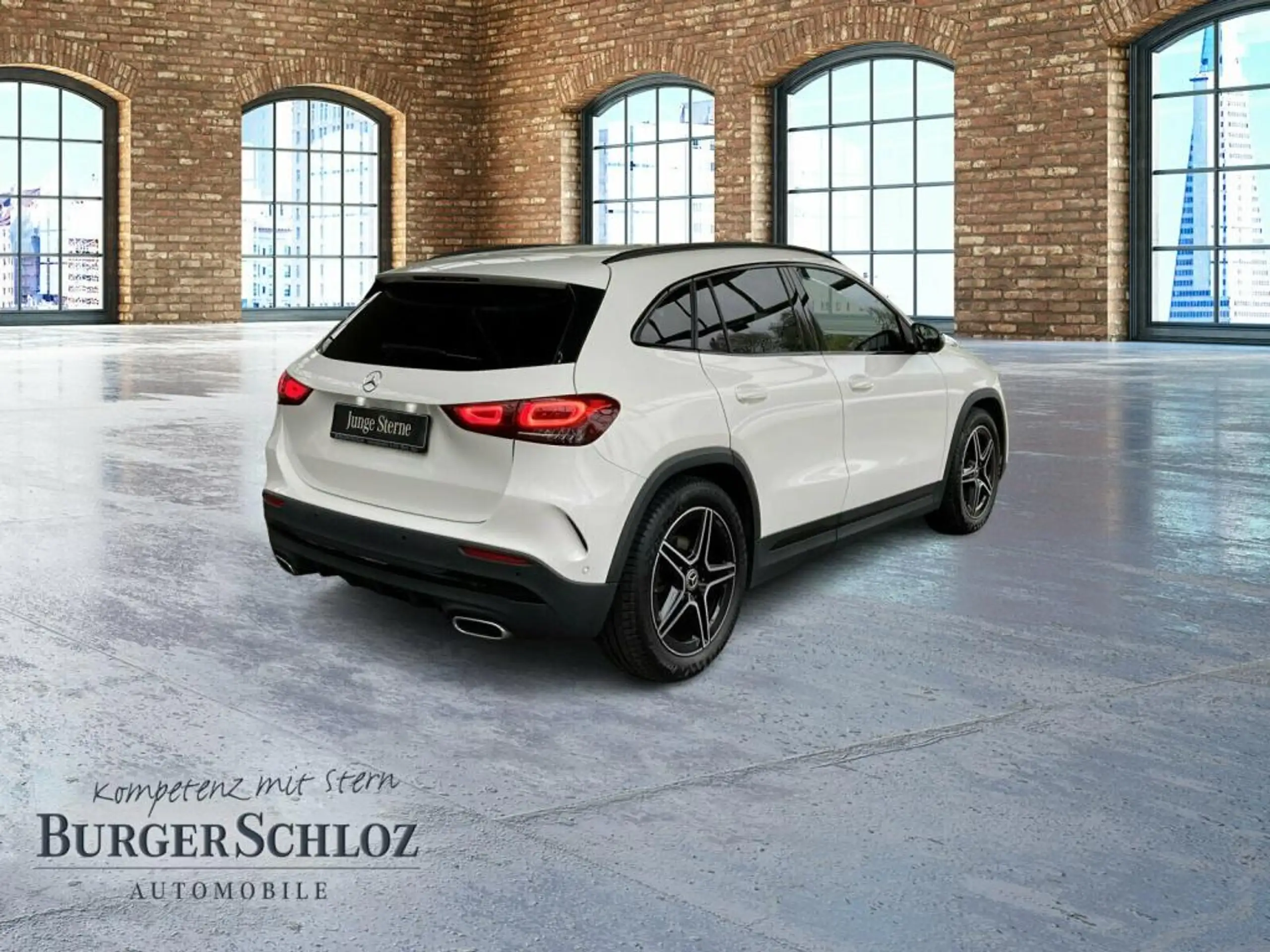 Mercedes-Benz - GLA 200