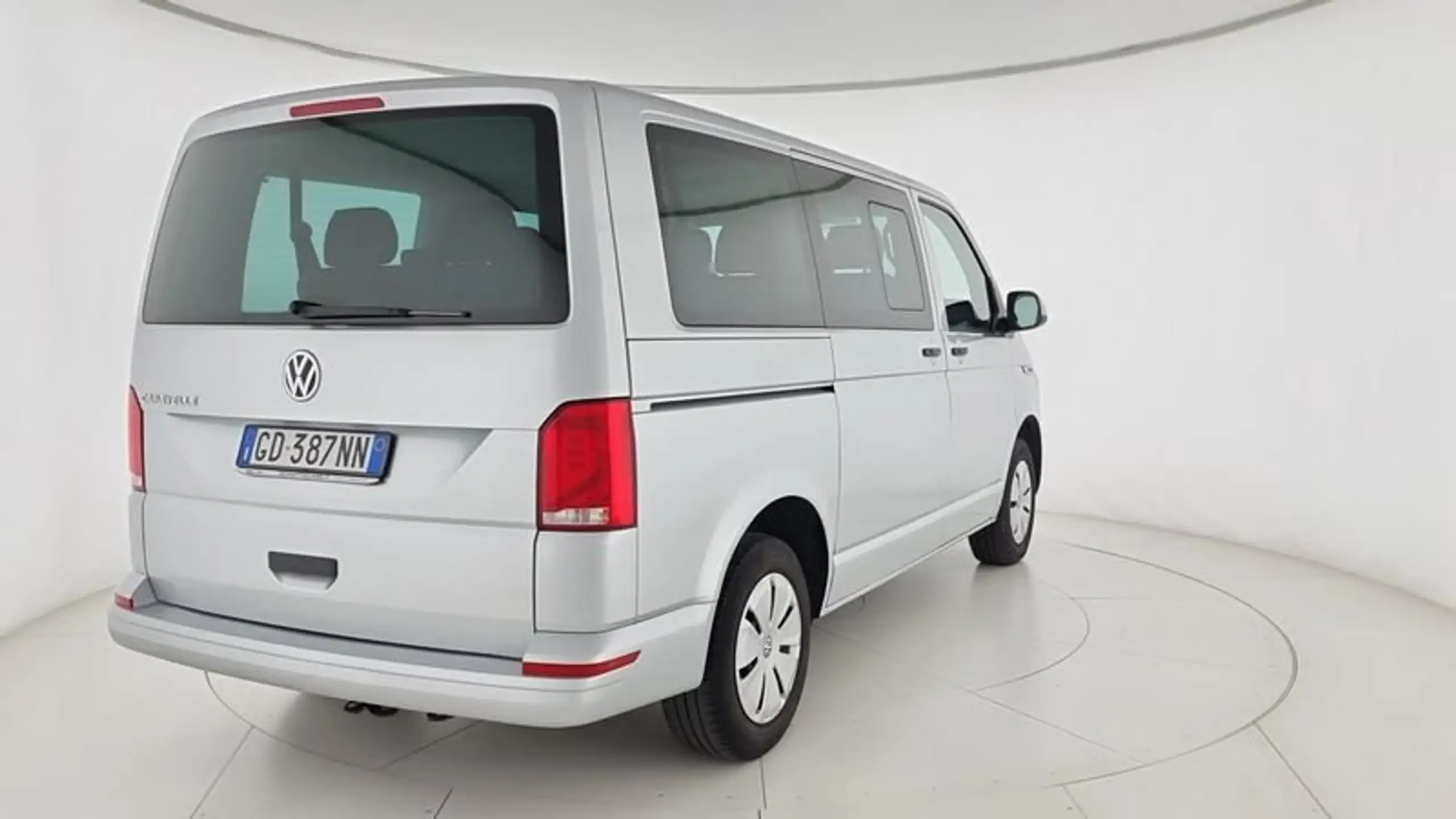 Volkswagen - T6 Caravelle