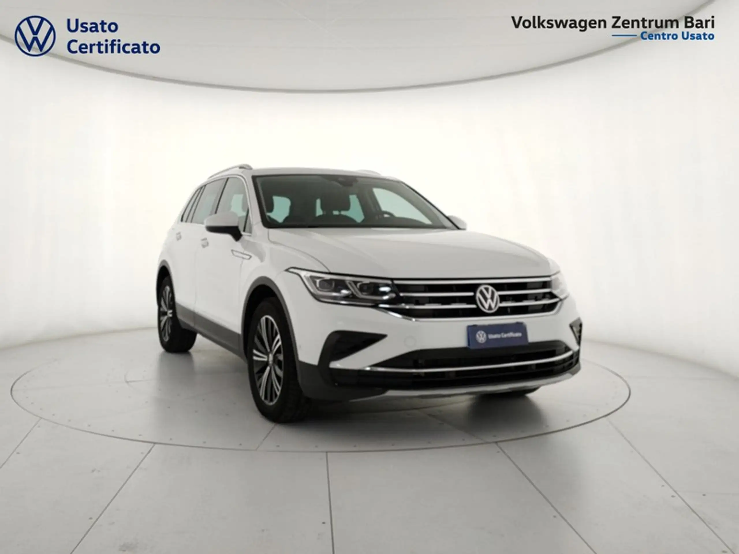 Volkswagen - Tiguan