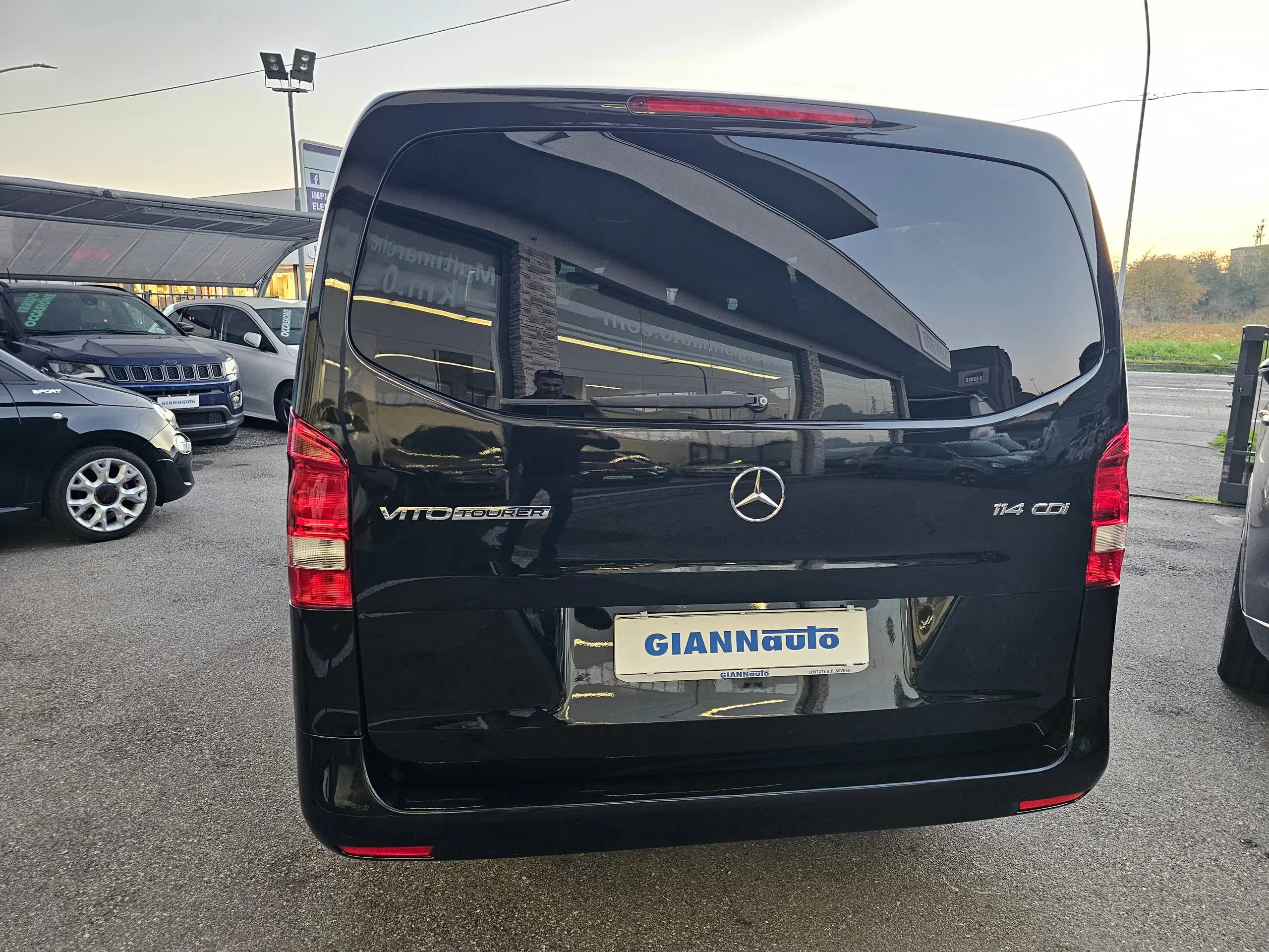 Mercedes-Benz - Vito