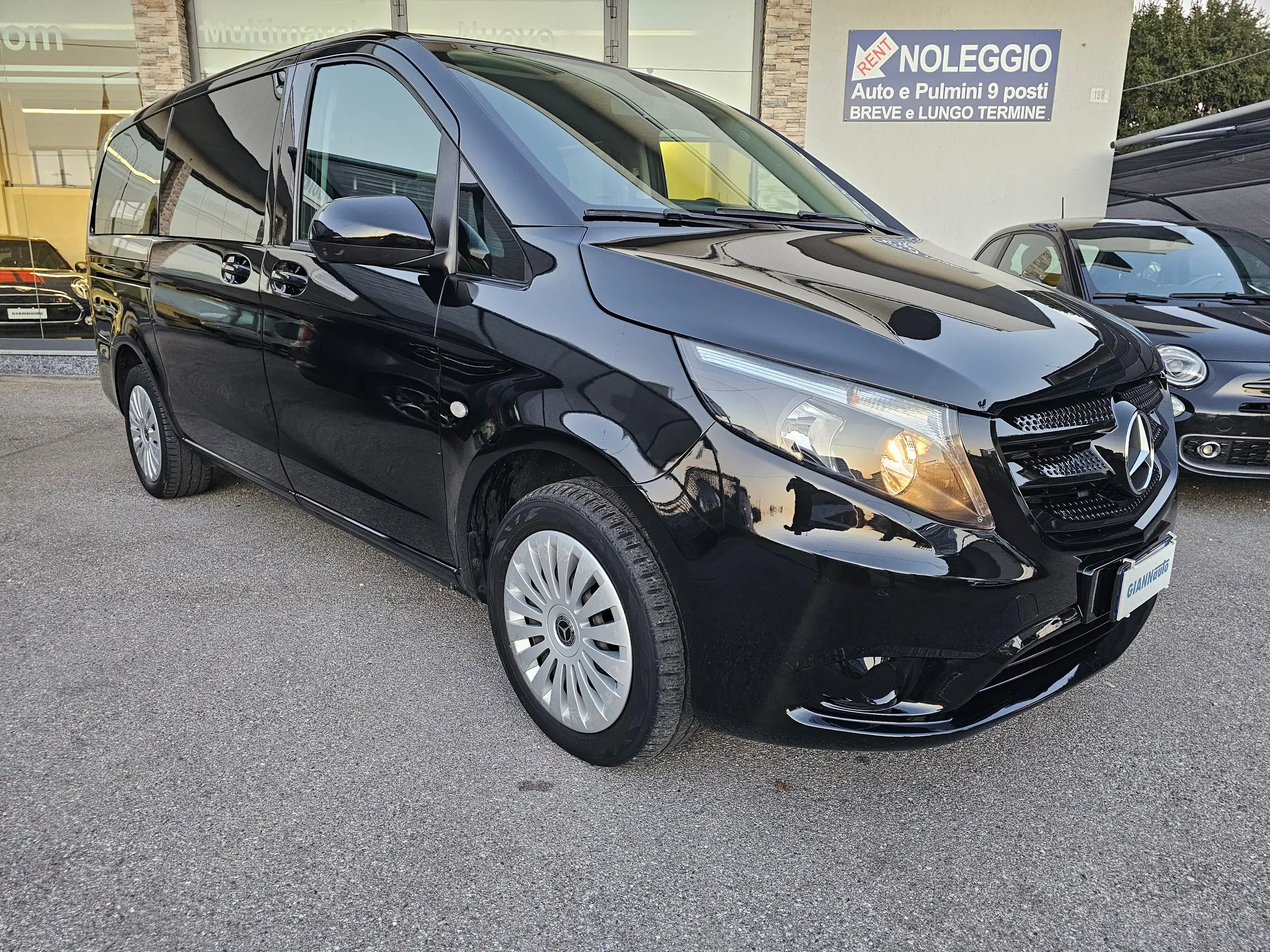 Mercedes-Benz - Vito