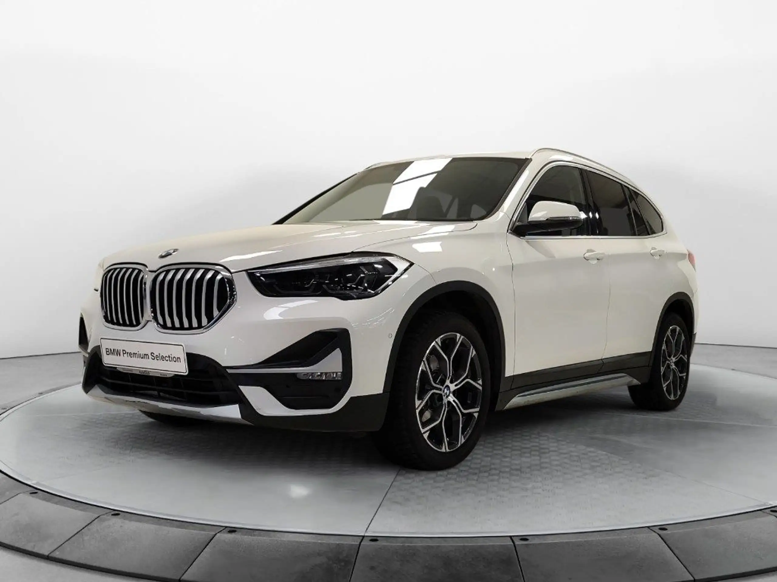 BMW - X1