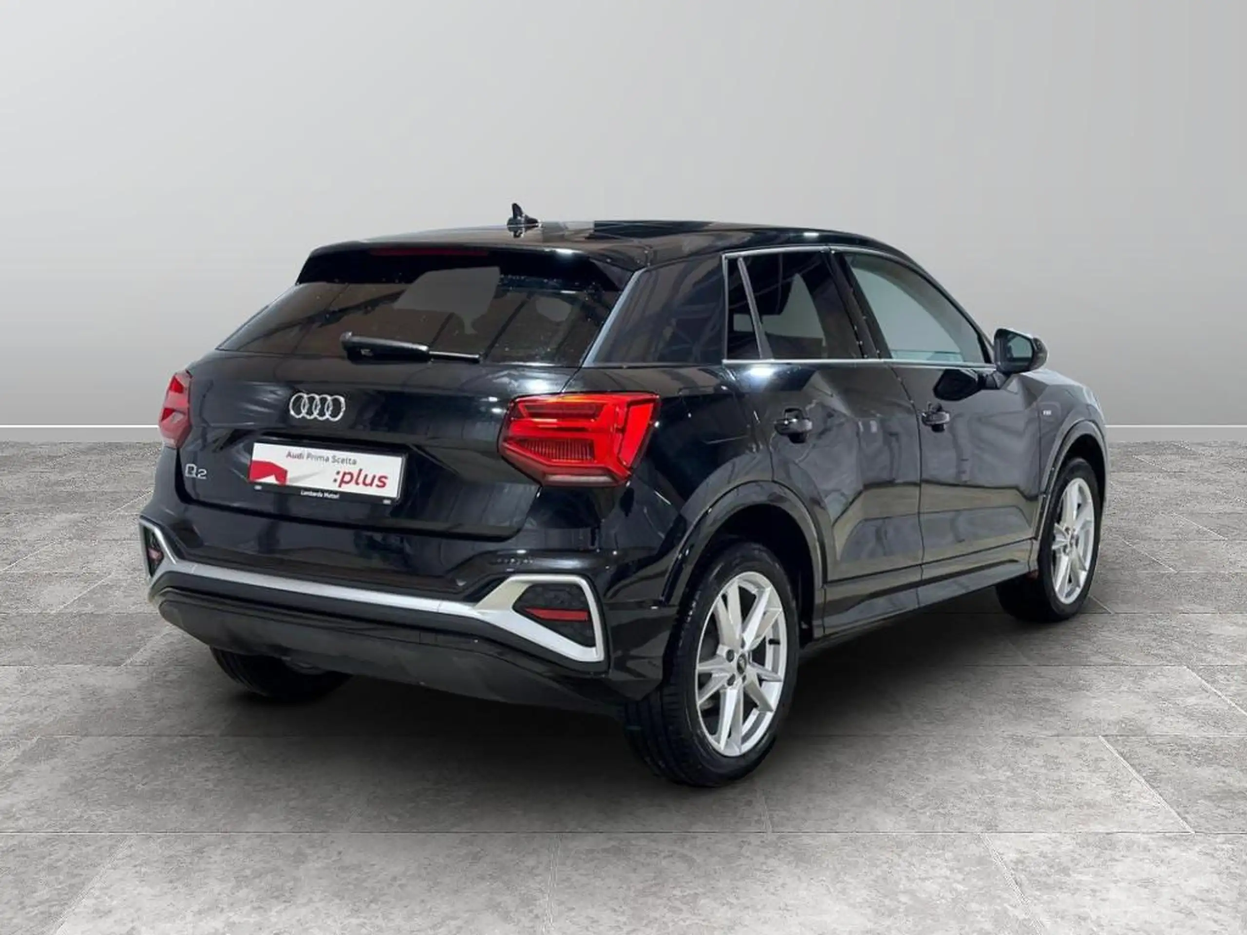 Audi - Q2