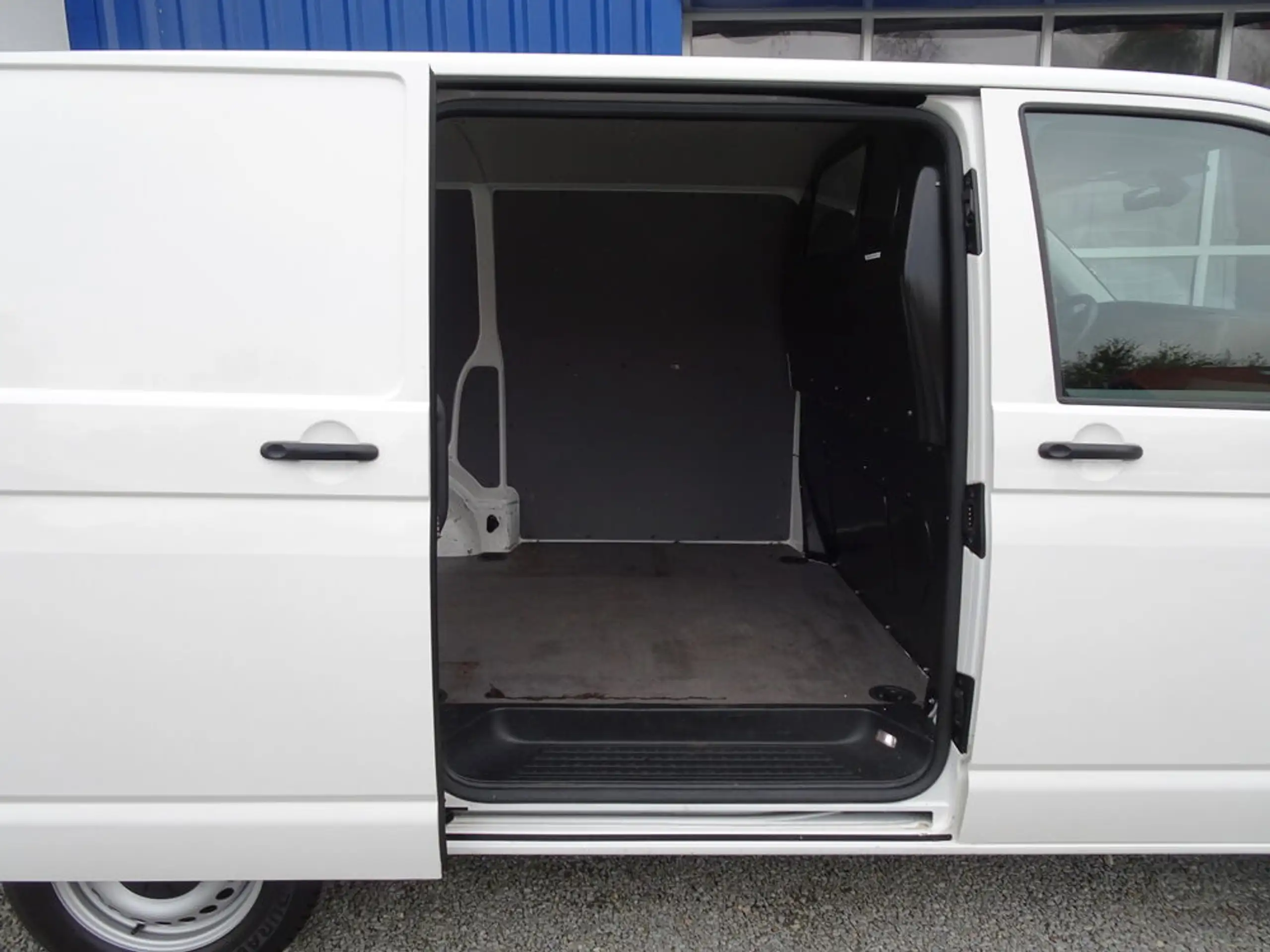 Volkswagen - T6.1 Transporter