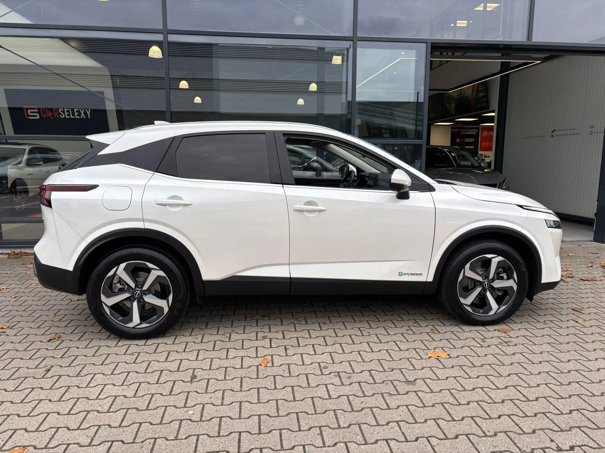 Nissan - Qashqai