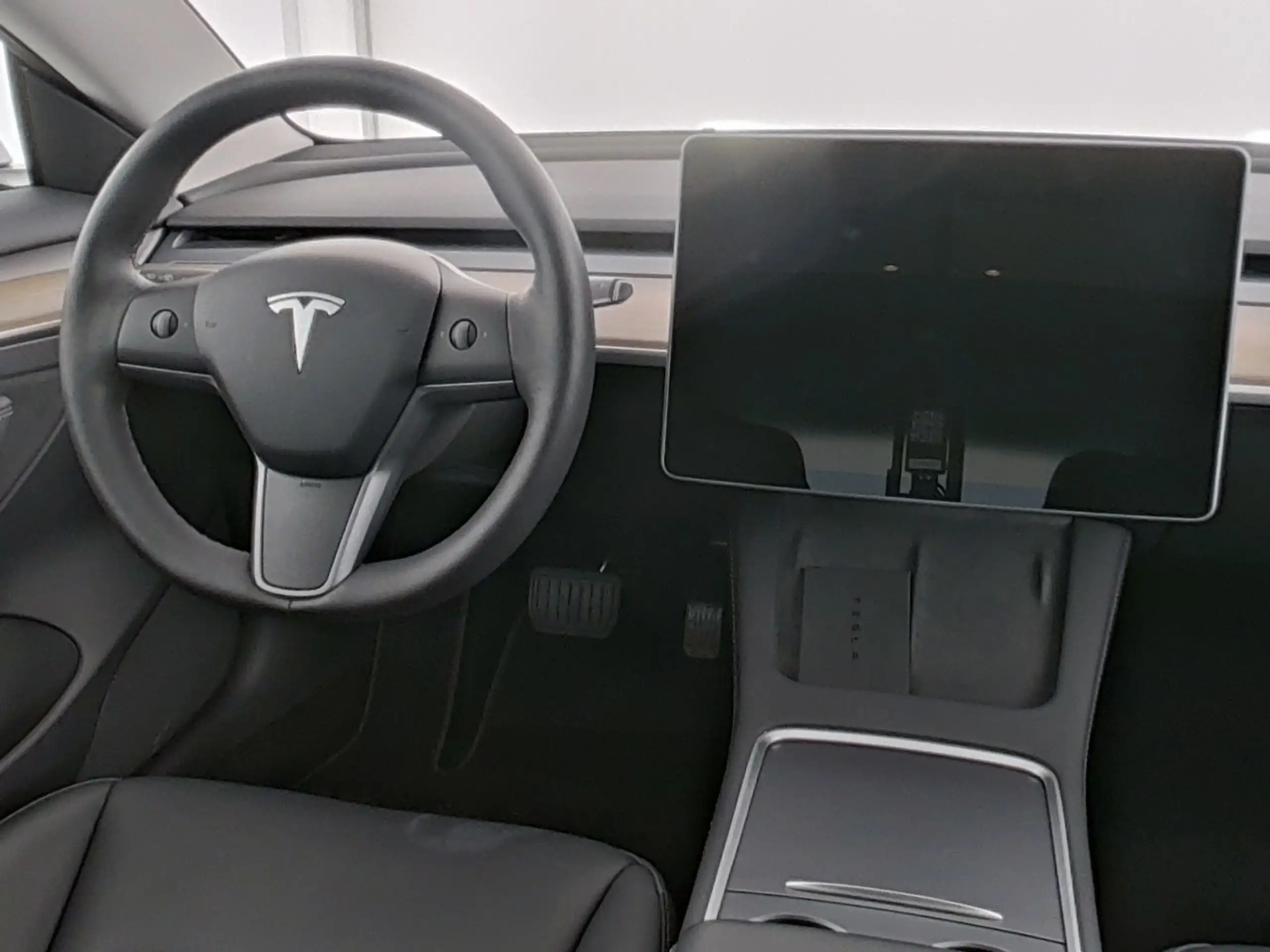 Tesla - Model 3