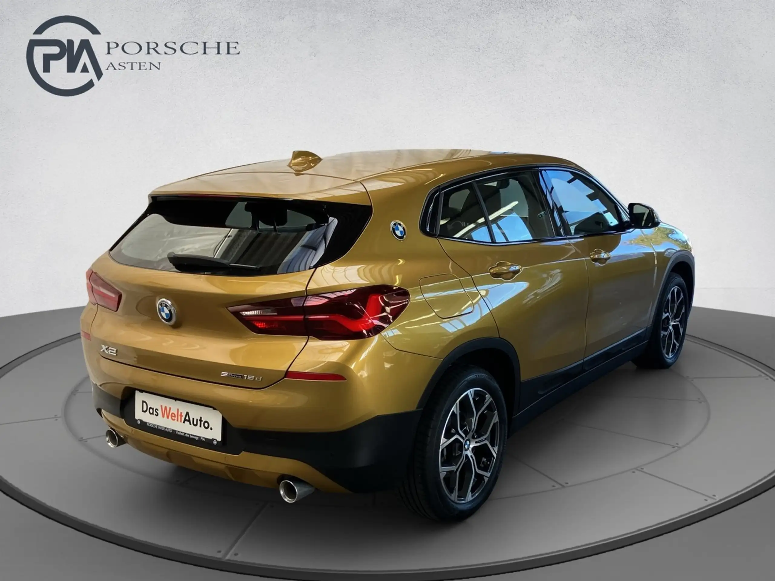 BMW - X2