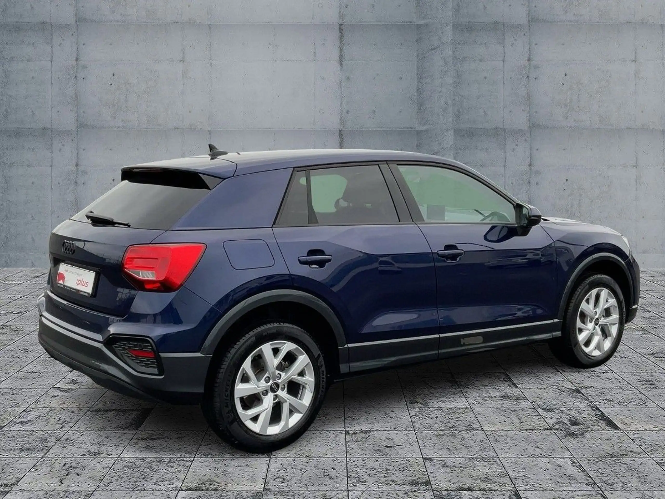 Audi - Q2