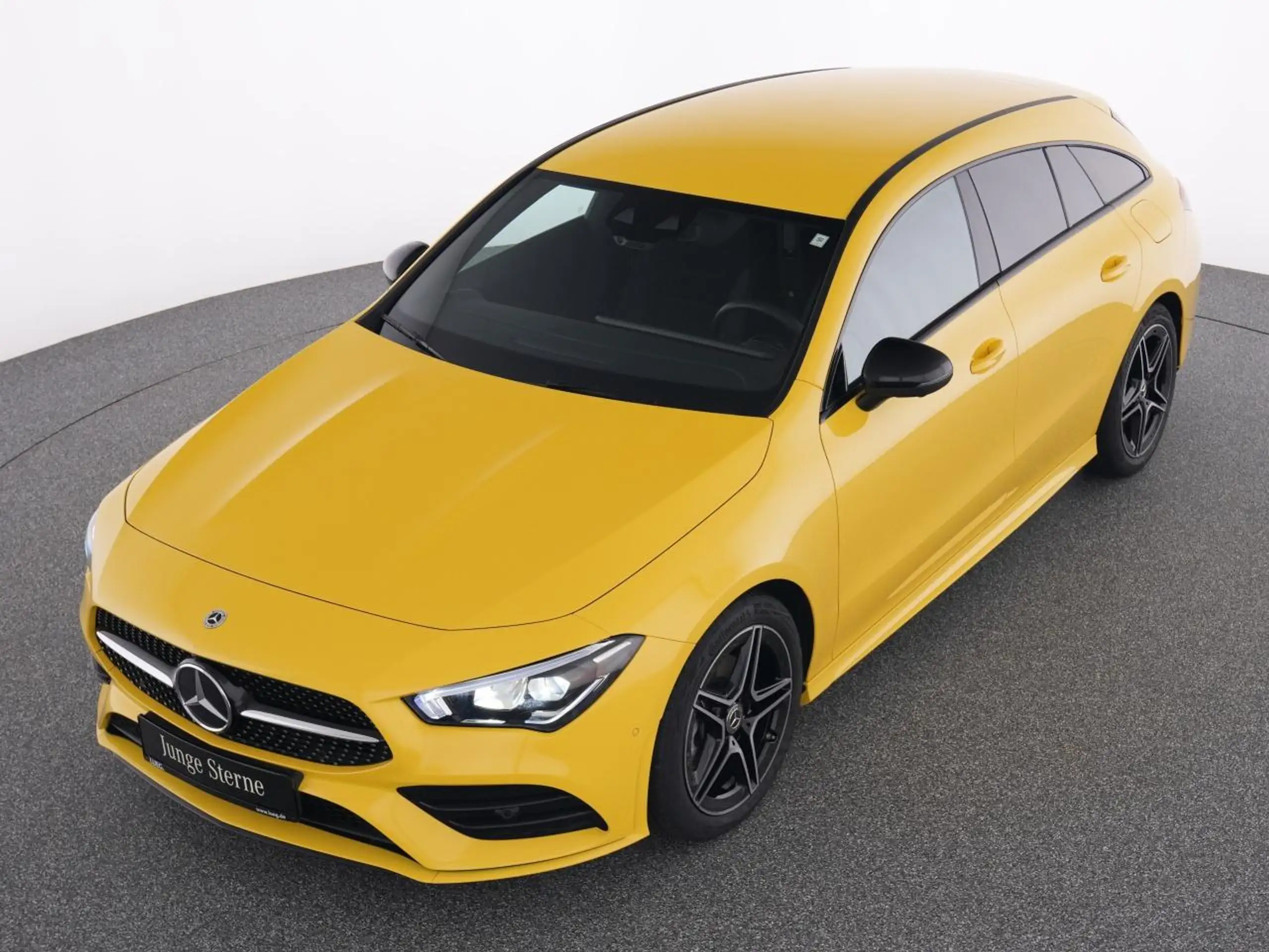 Mercedes-Benz - CLA 200