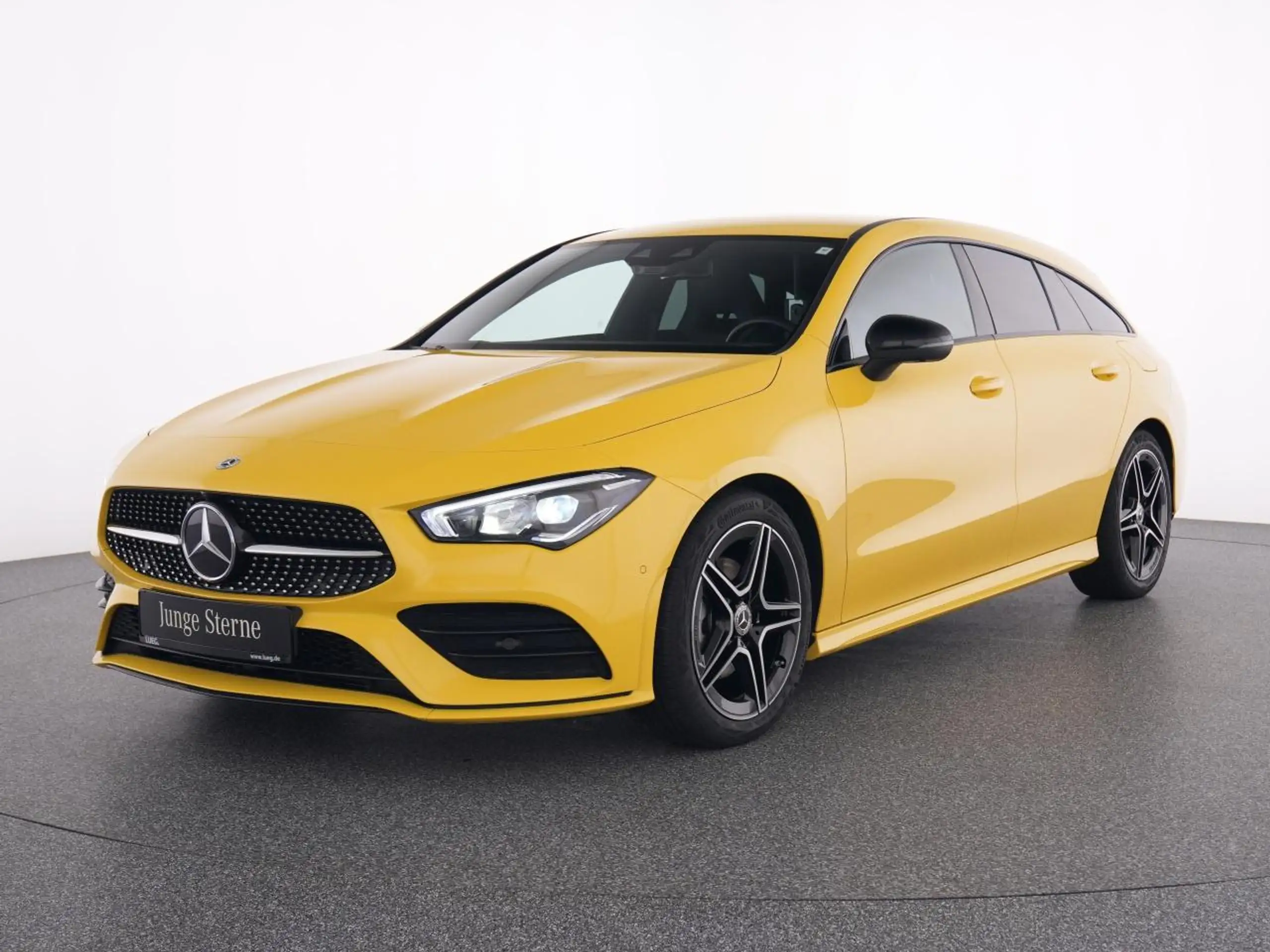 Mercedes-Benz - CLA 200