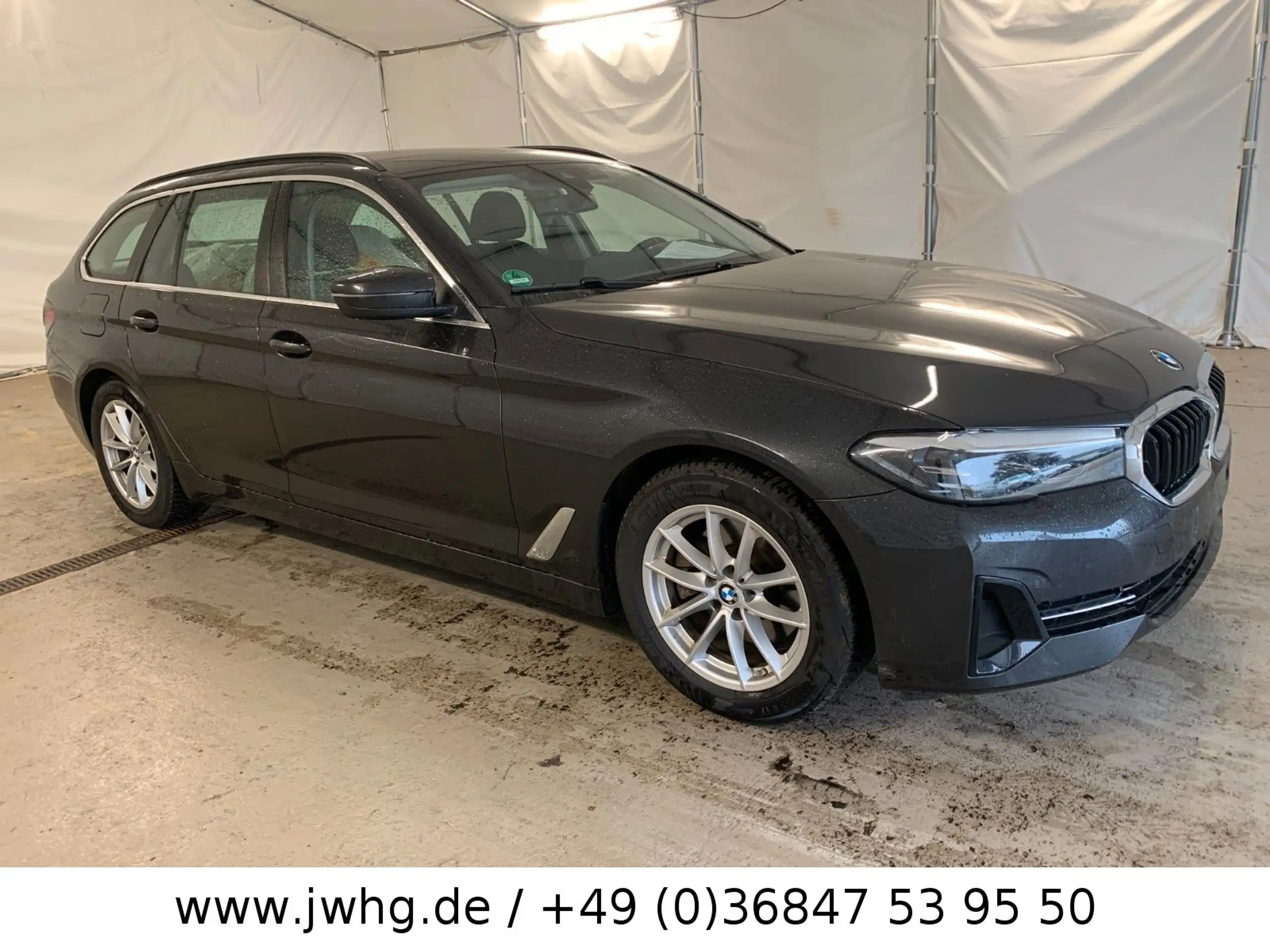 BMW - 520