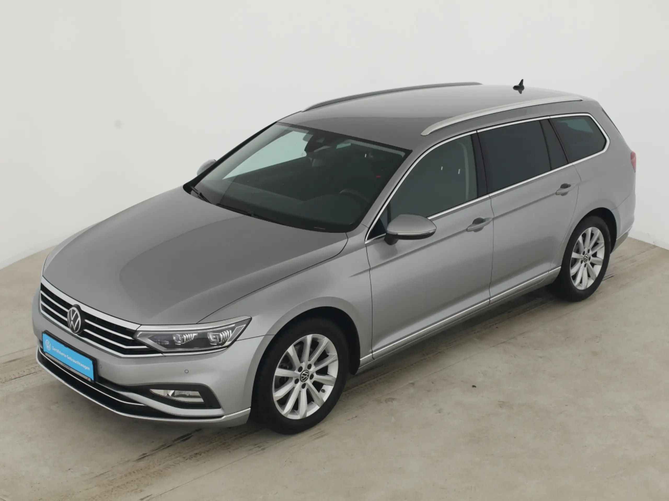 Volkswagen - Passat