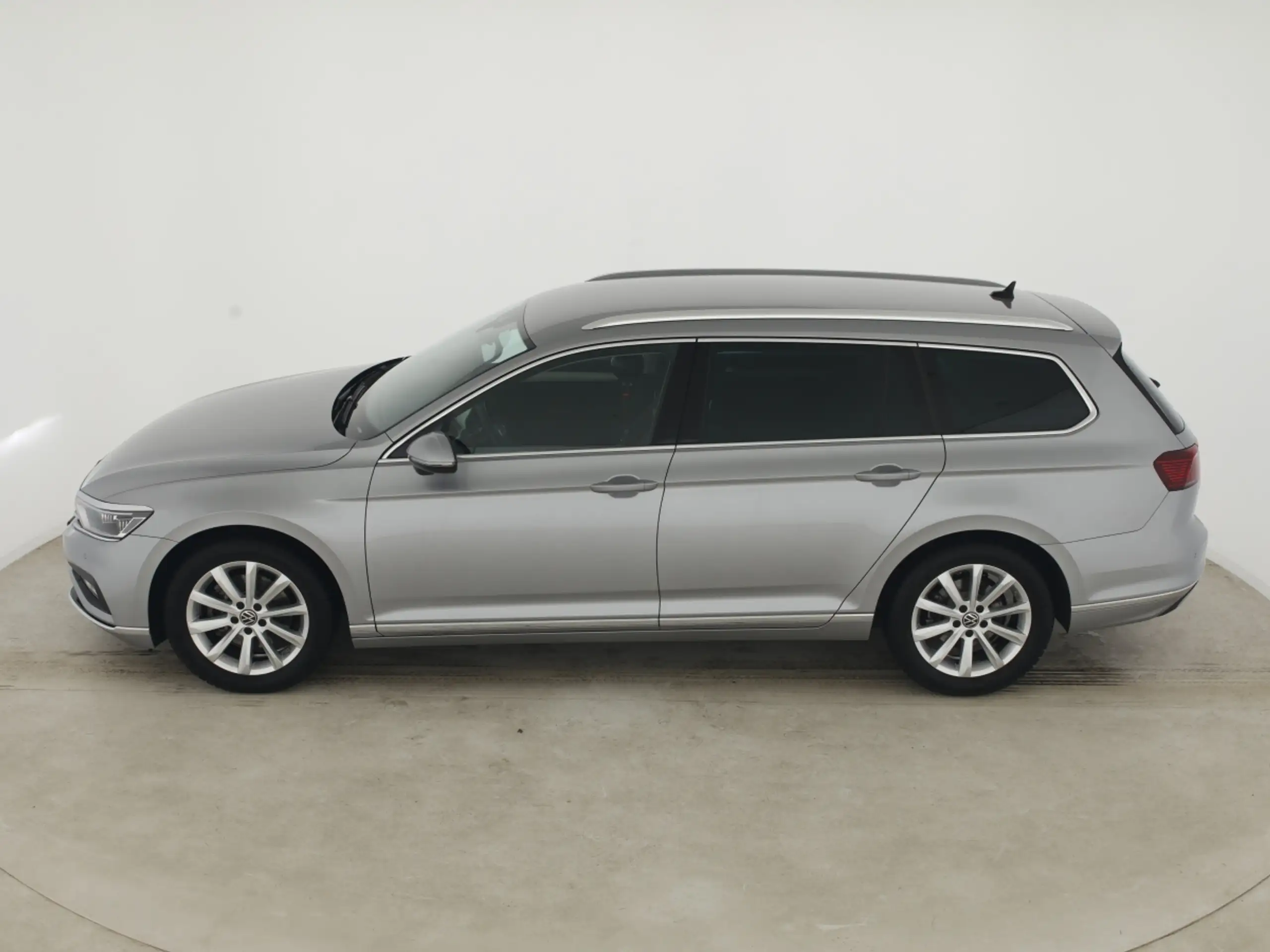 Volkswagen - Passat