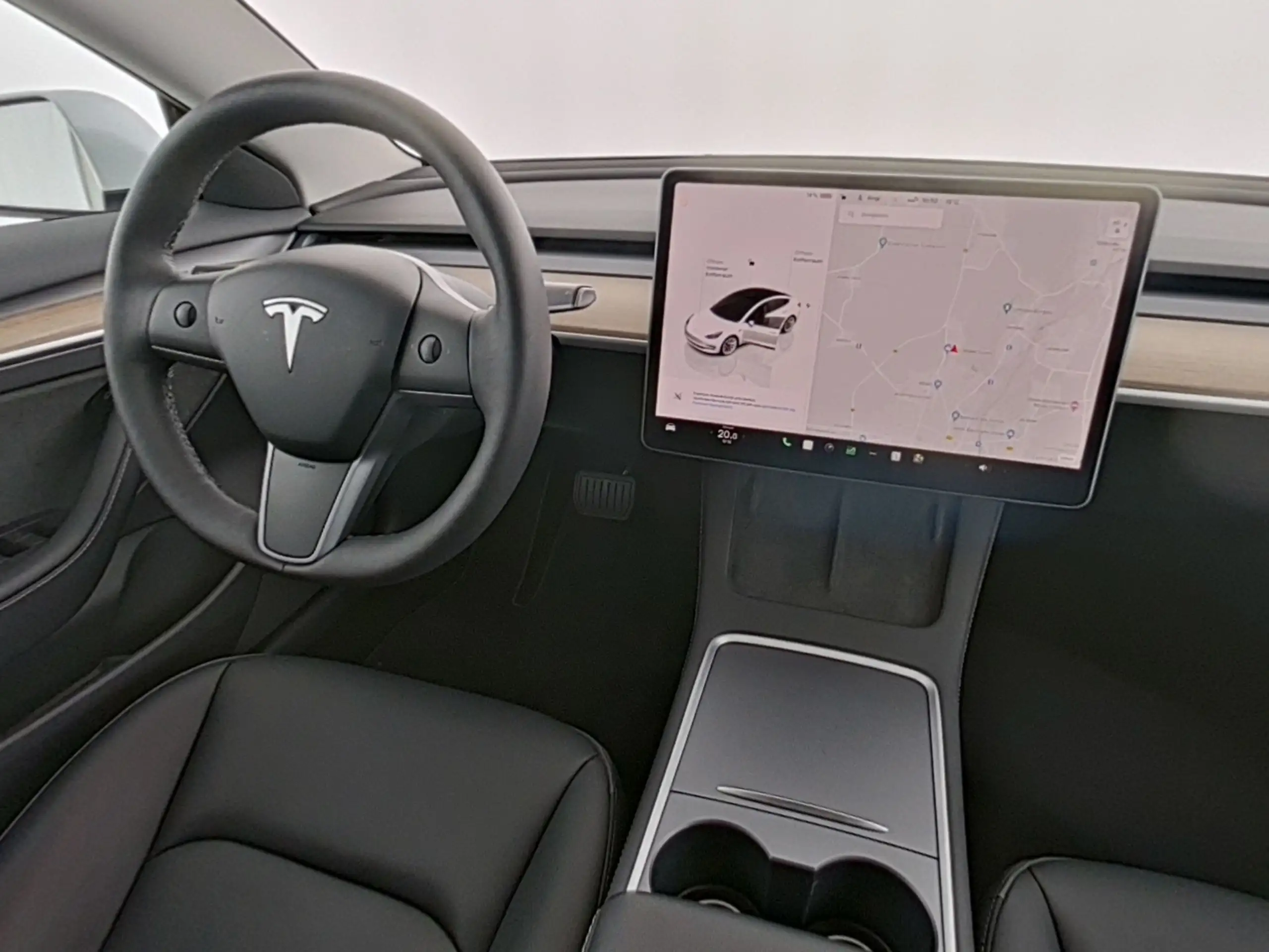 Tesla - Model 3