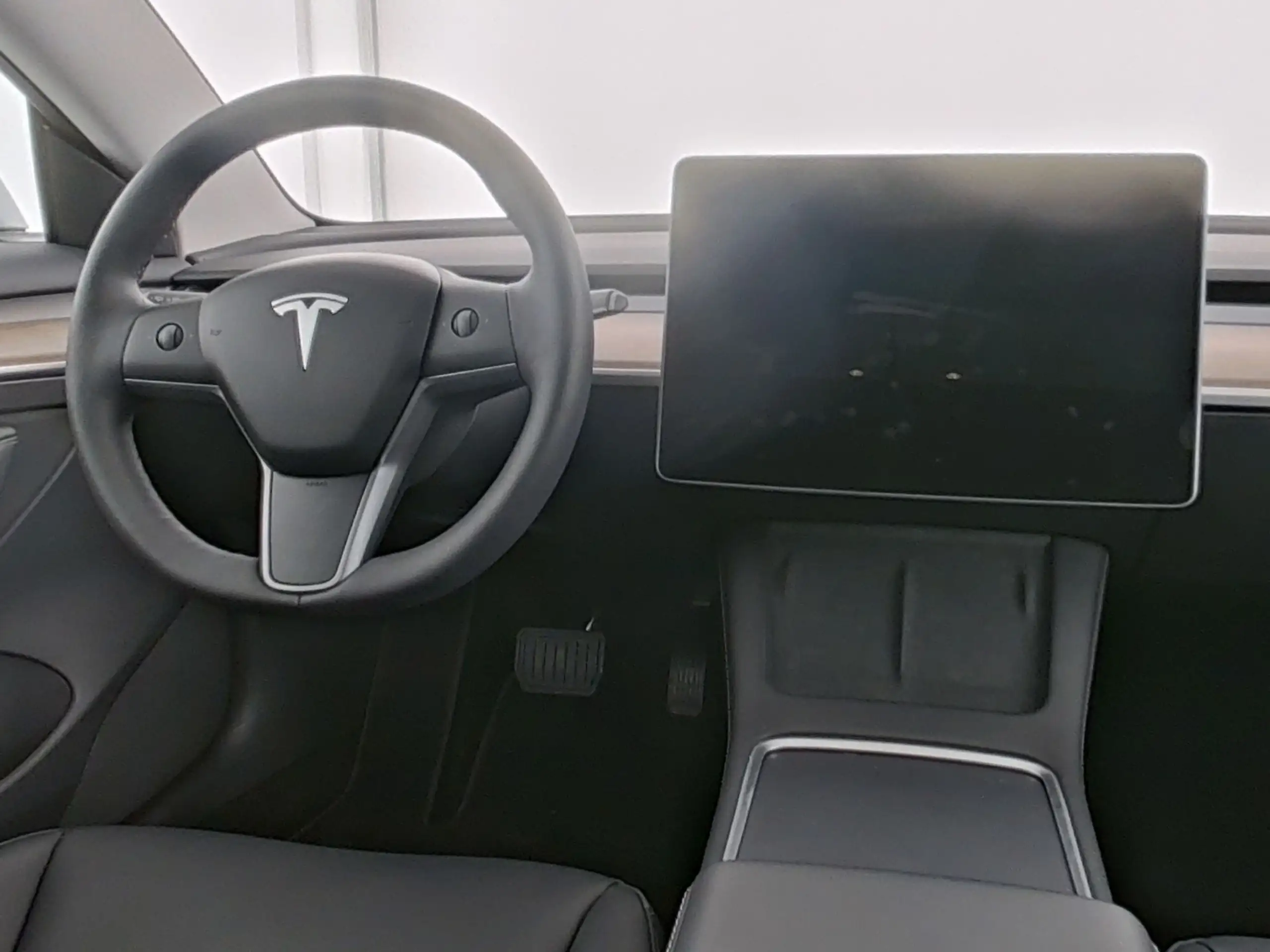 Tesla - Model 3