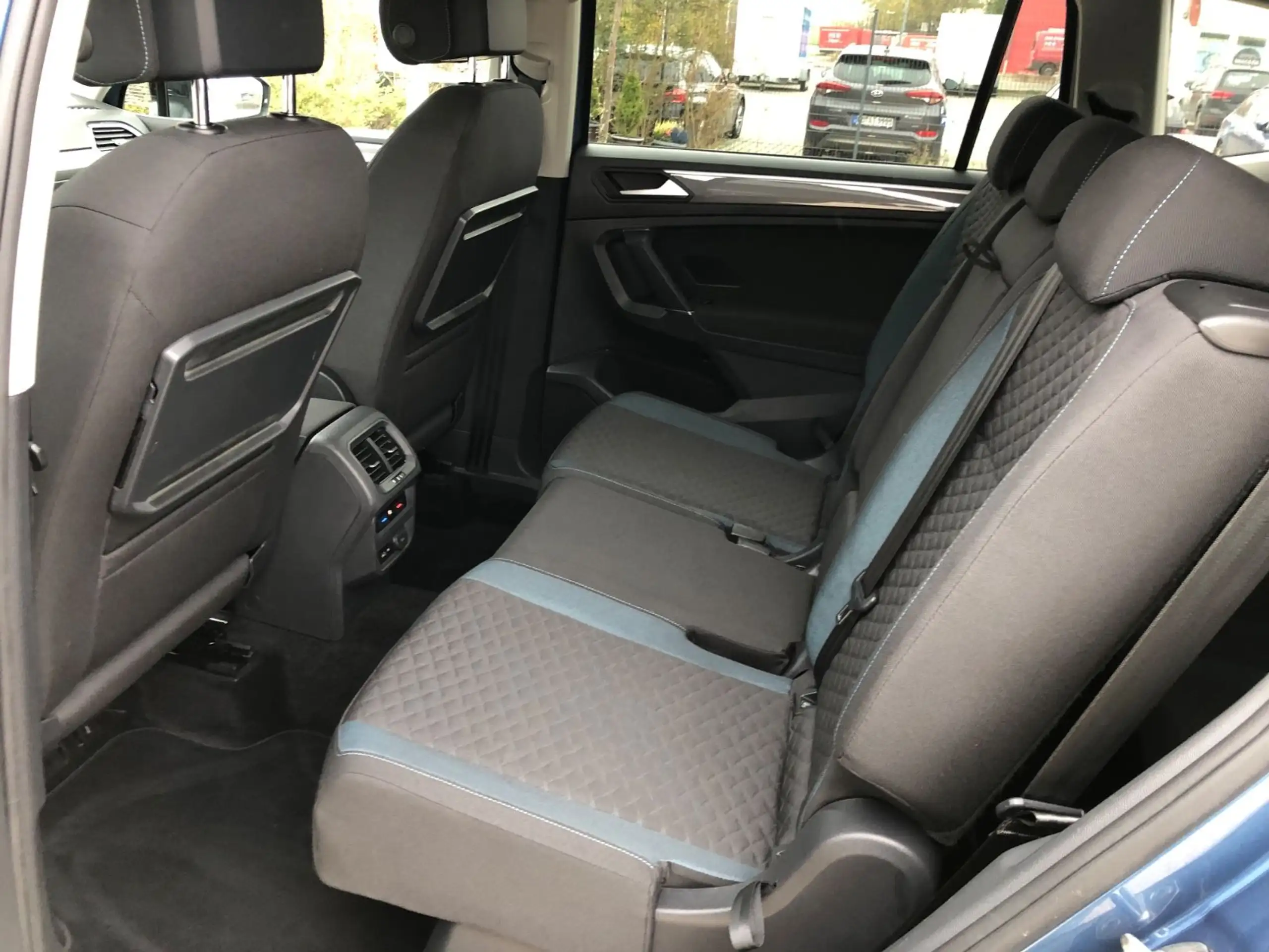 Volkswagen - Tiguan Allspace