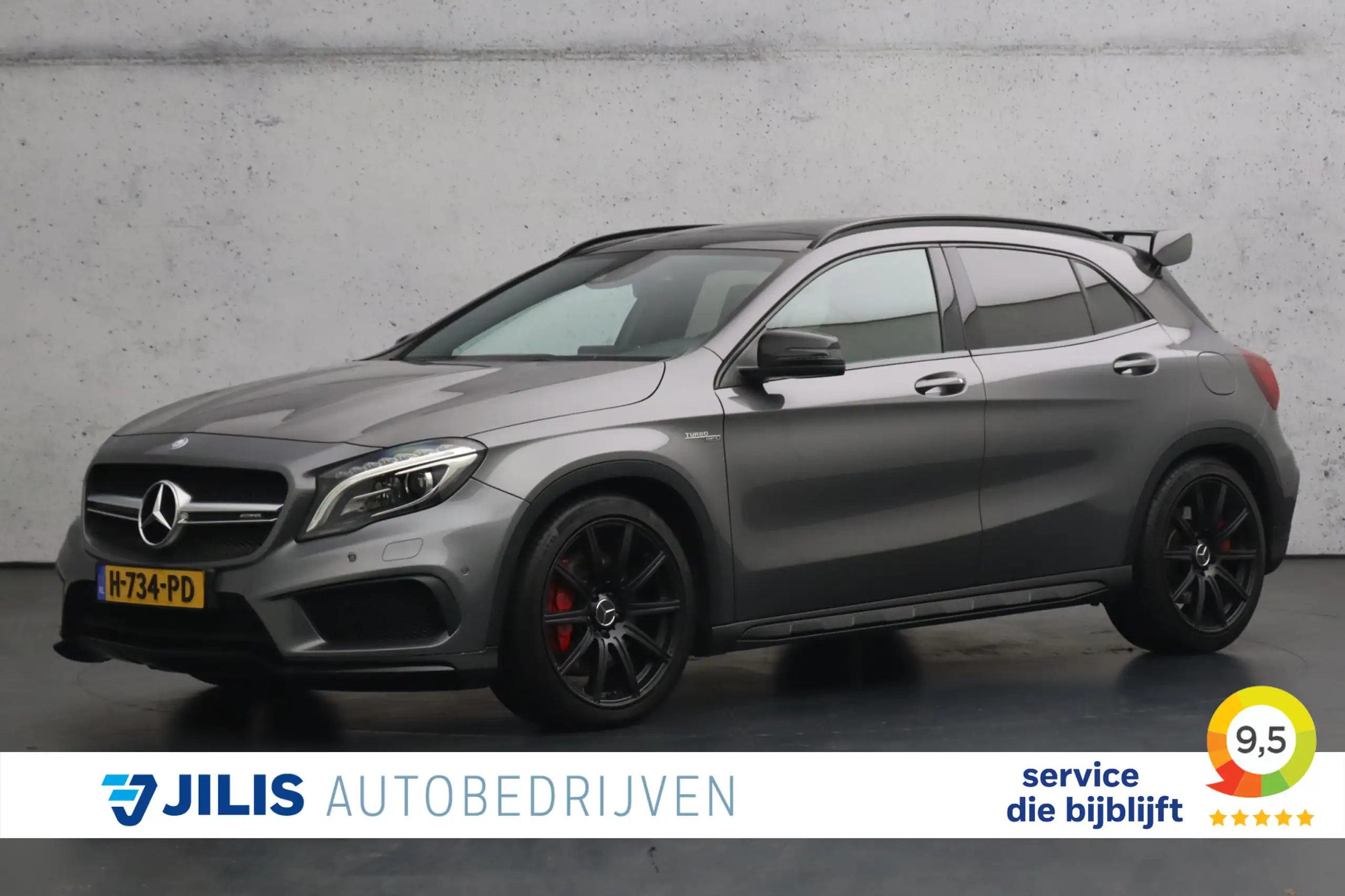 Mercedes-Benz - GLA 45 AMG