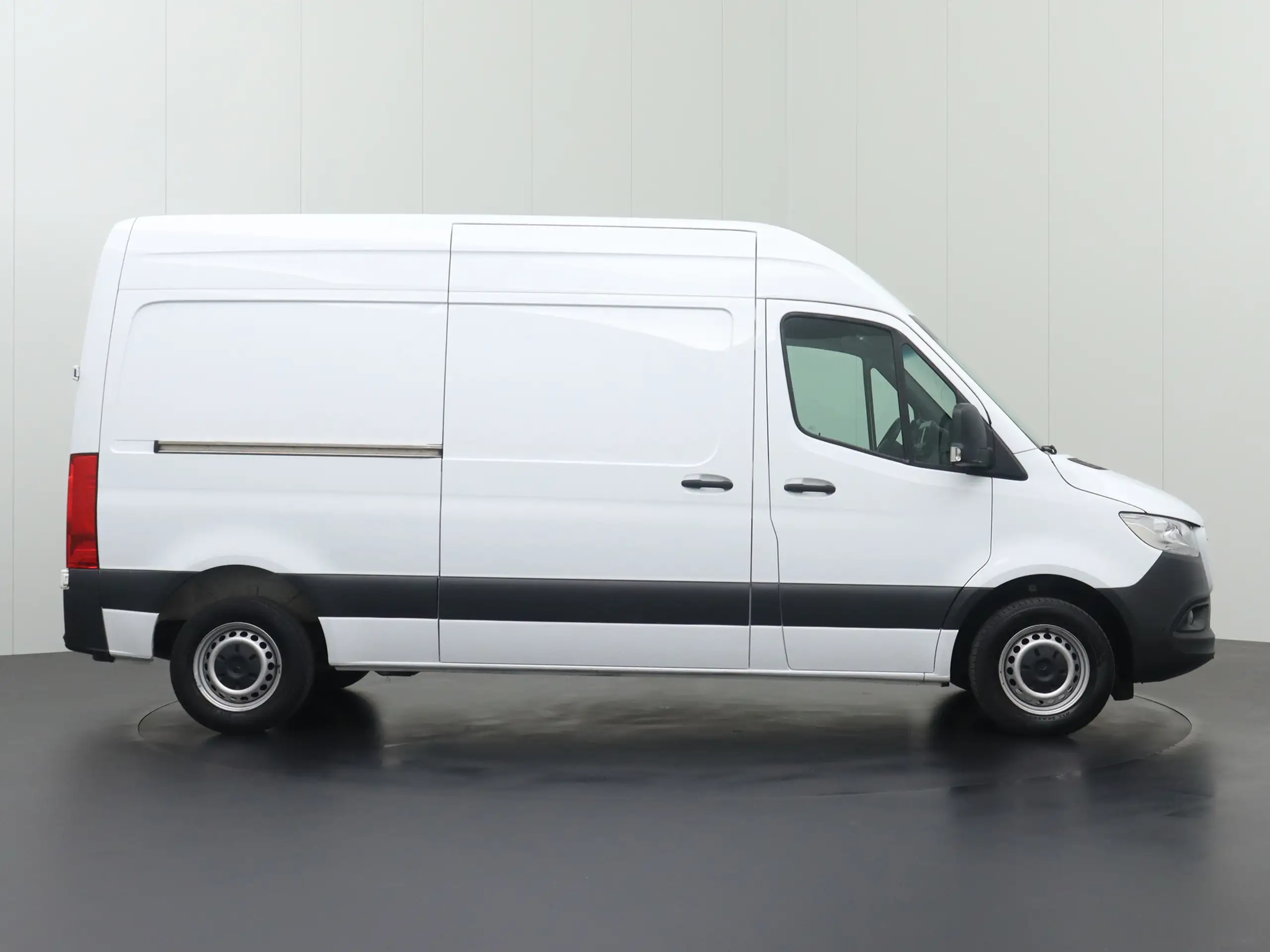 Mercedes-Benz - Sprinter