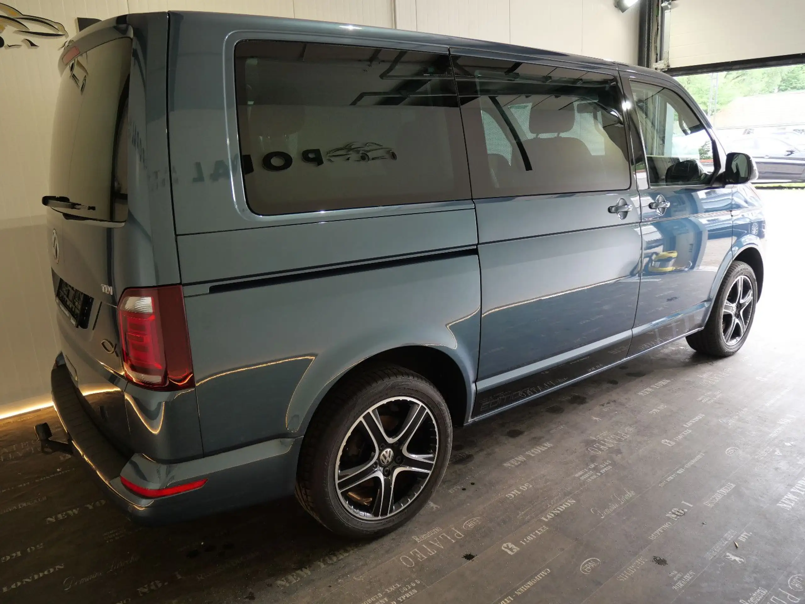 Volkswagen - T6 Transporter