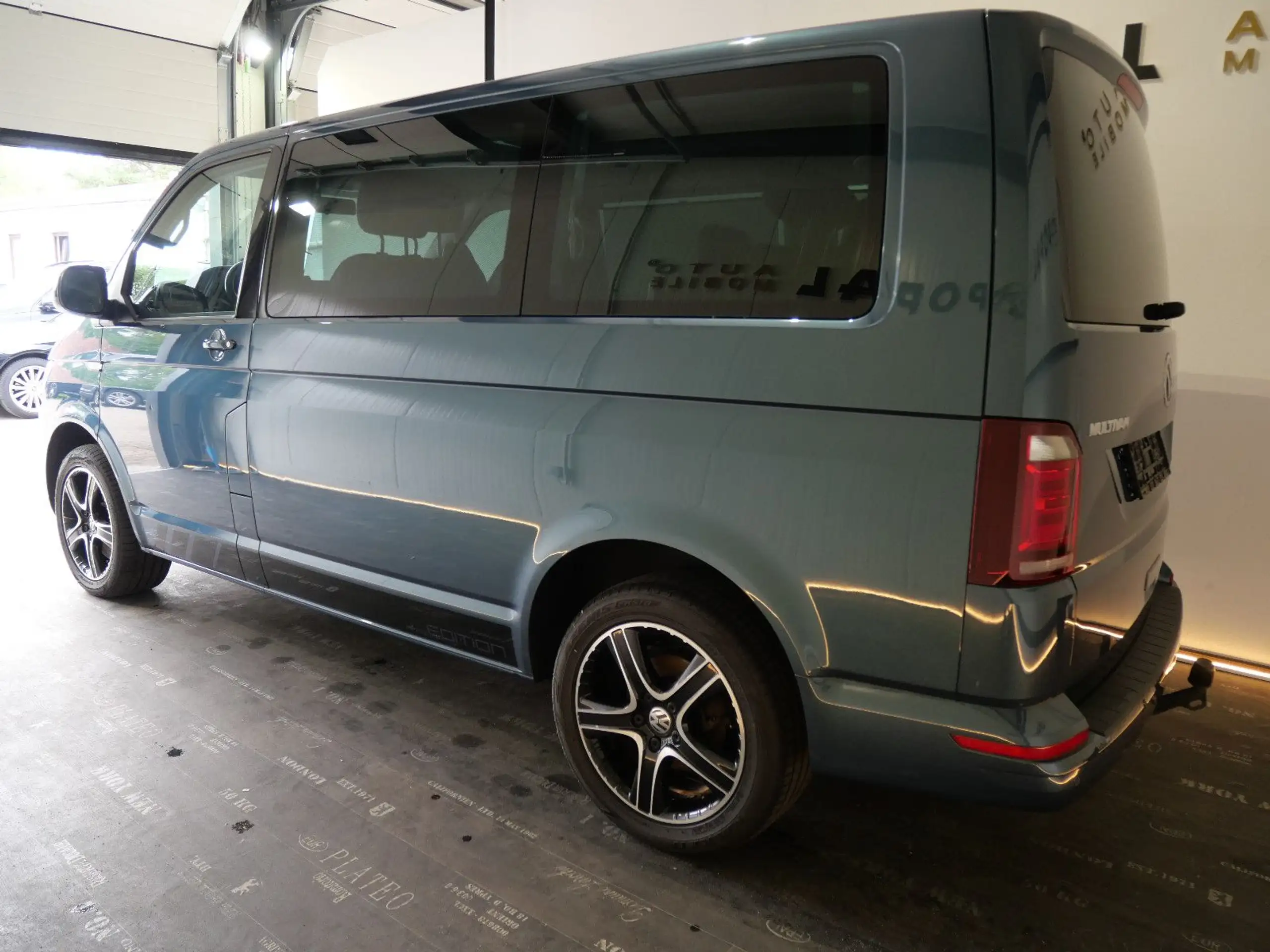 Volkswagen - T6 Transporter