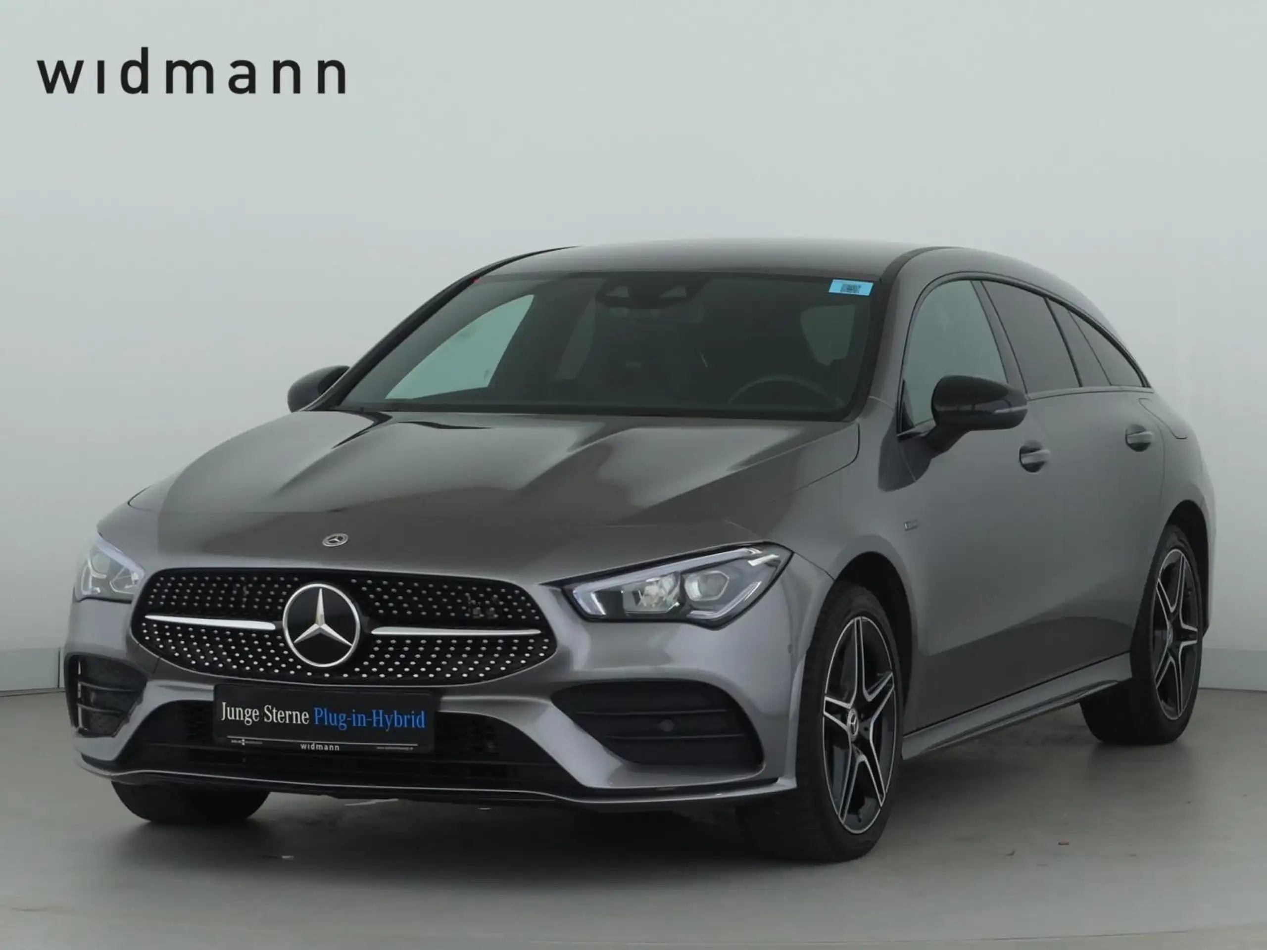 Mercedes-Benz - CLA 250