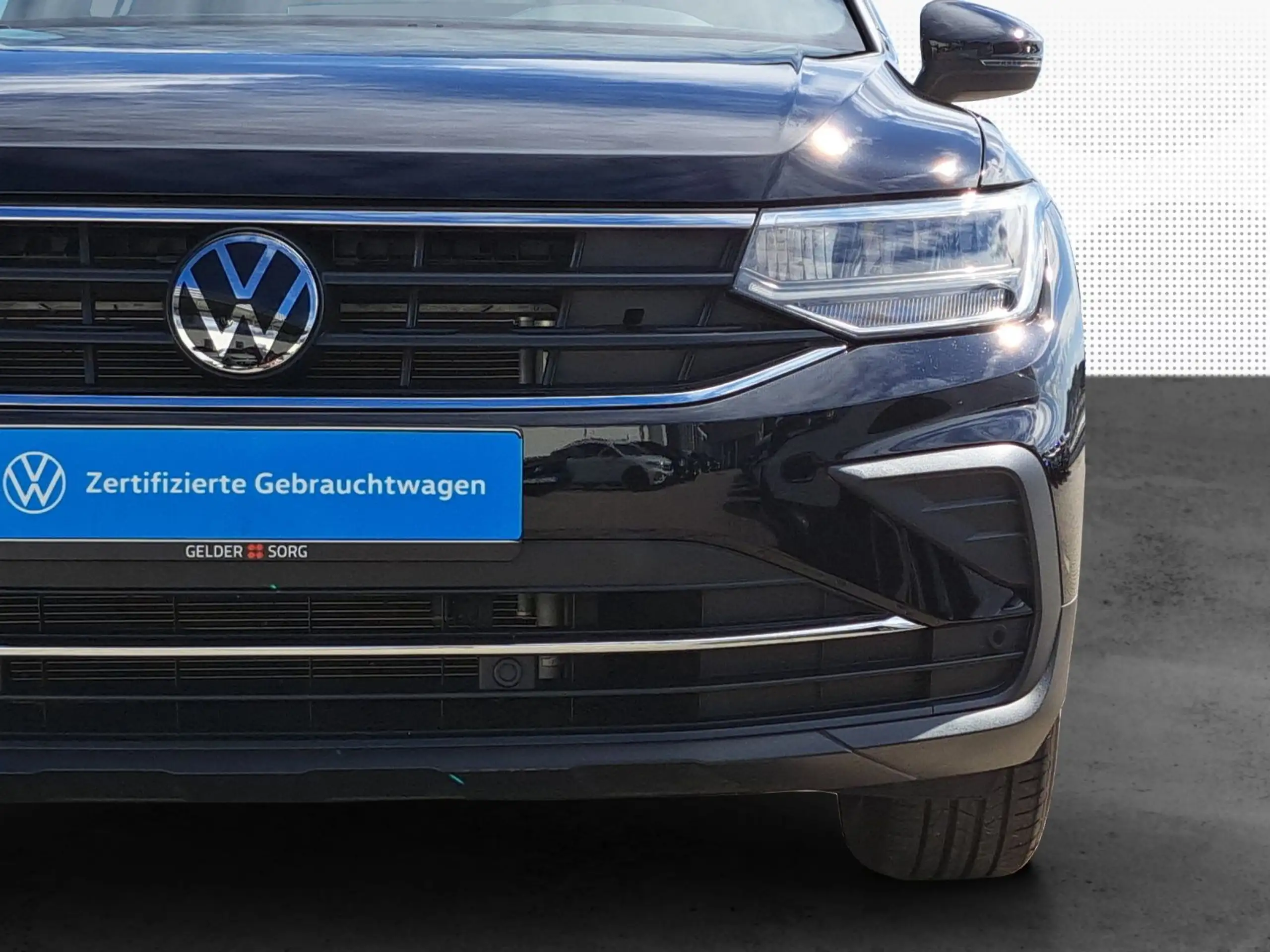 Volkswagen - Tiguan