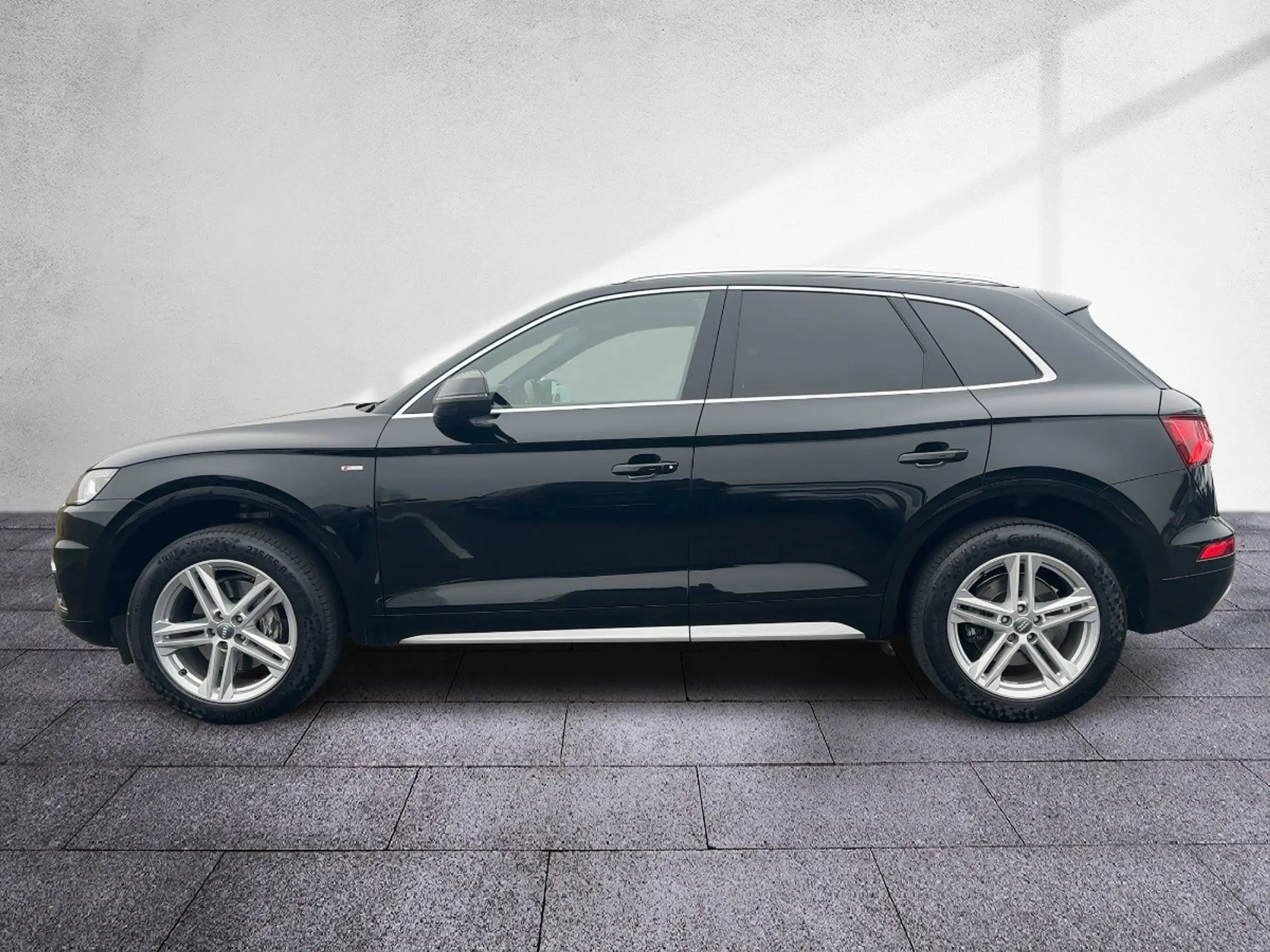 Audi - Q5