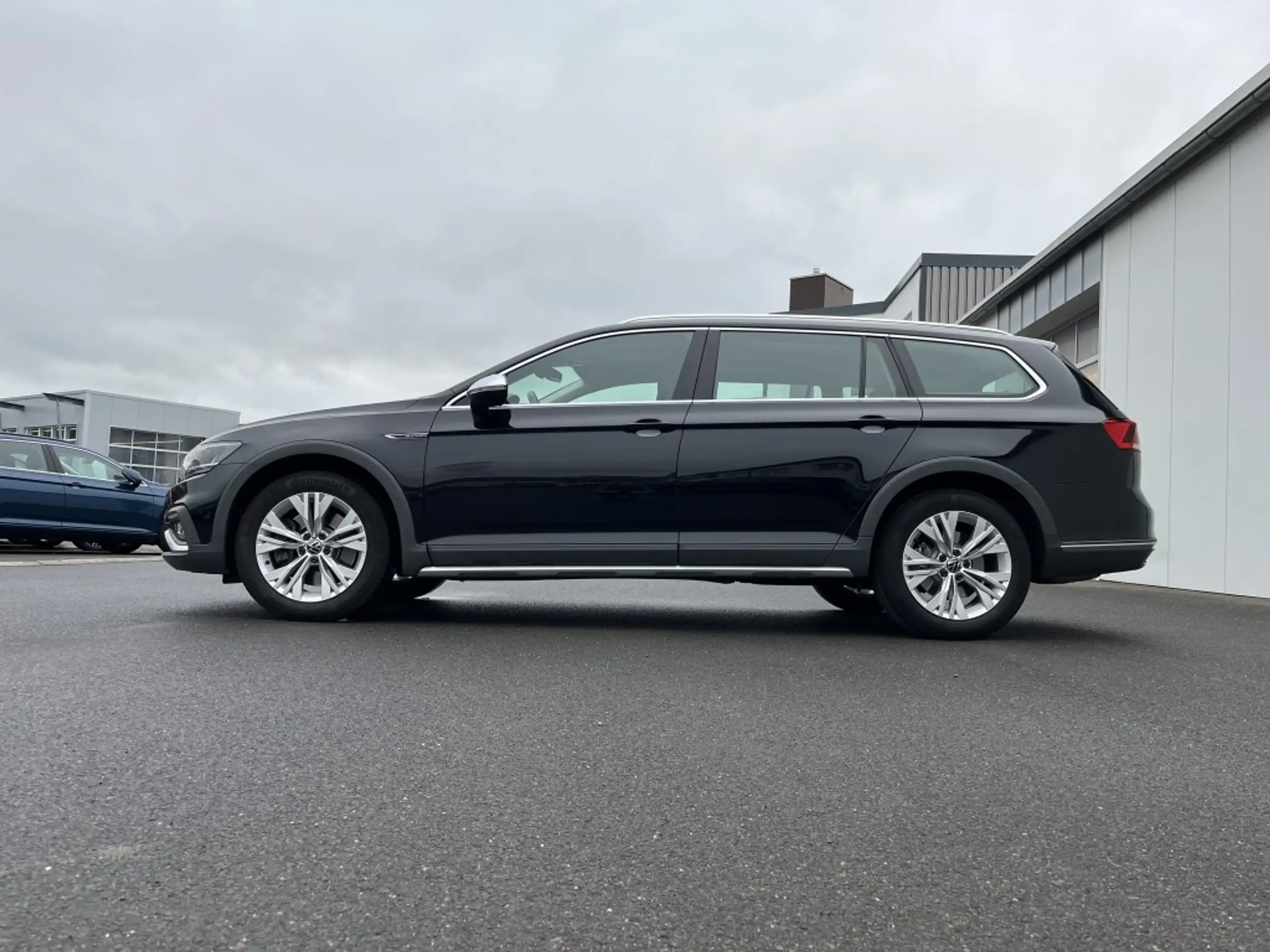 Volkswagen - Passat Alltrack