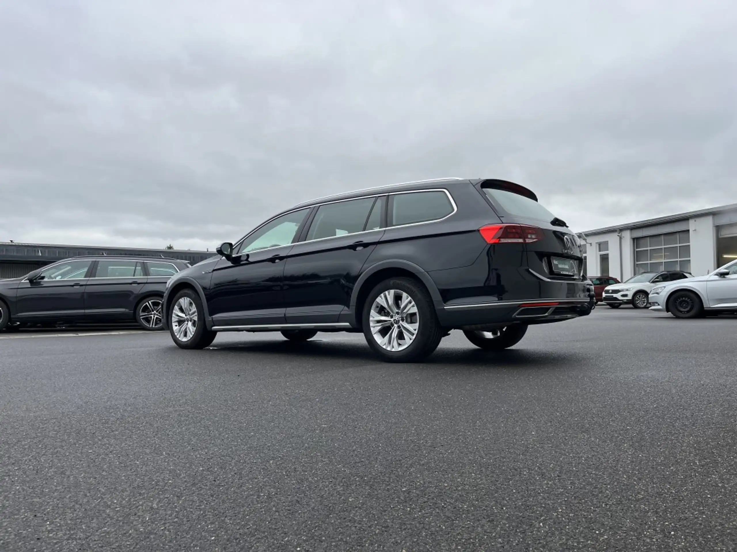 Volkswagen - Passat Alltrack