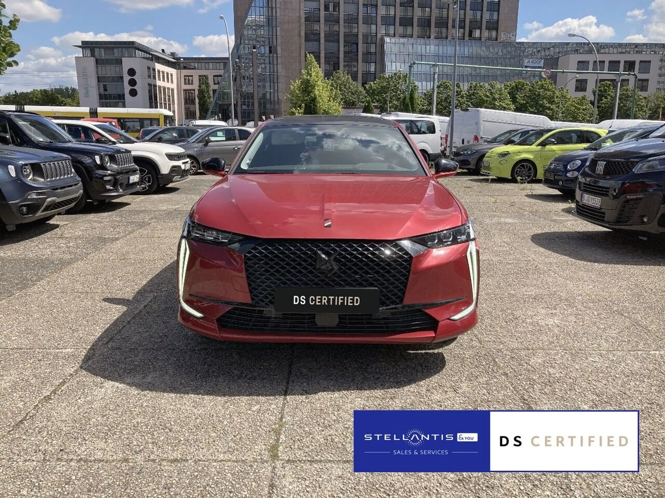 DS Automobiles - DS 4