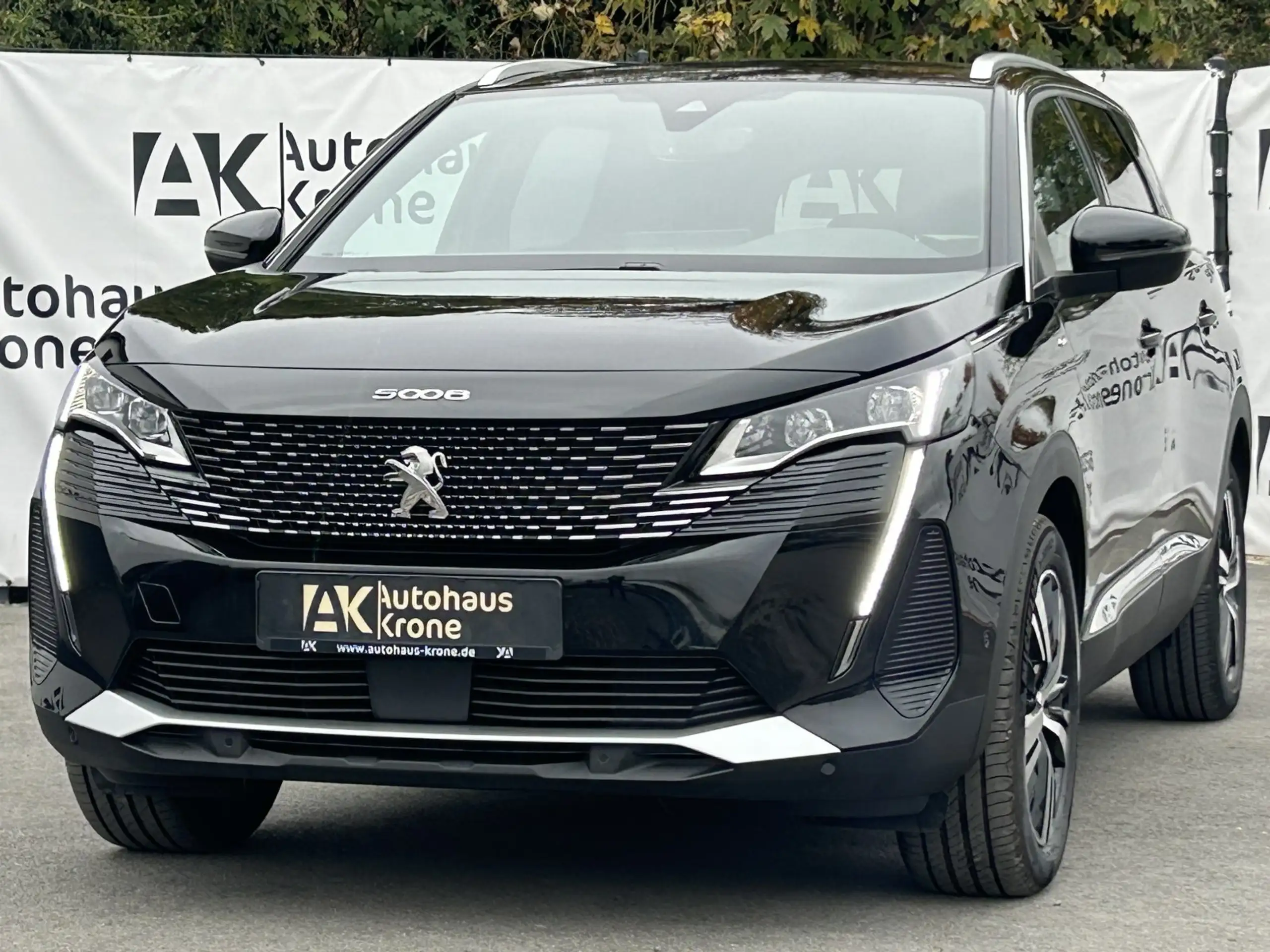 Peugeot - 5008