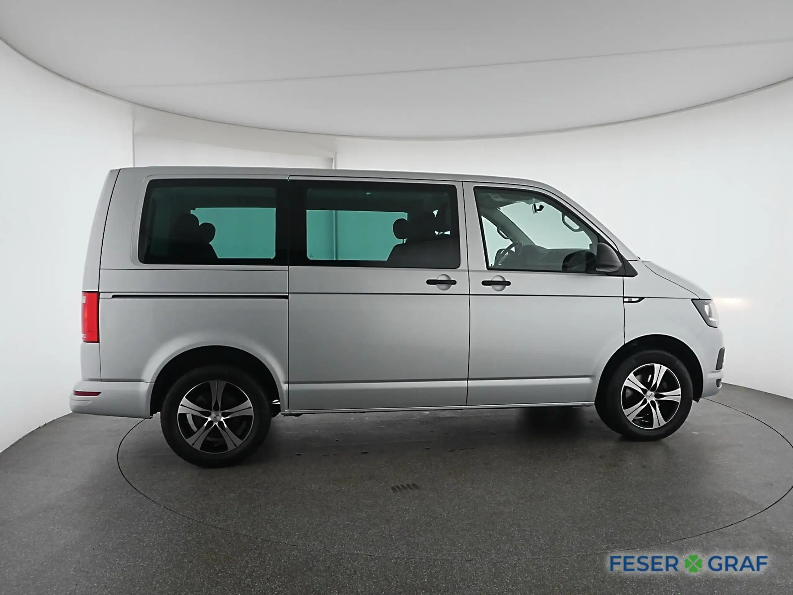 Volkswagen - T6 Multivan