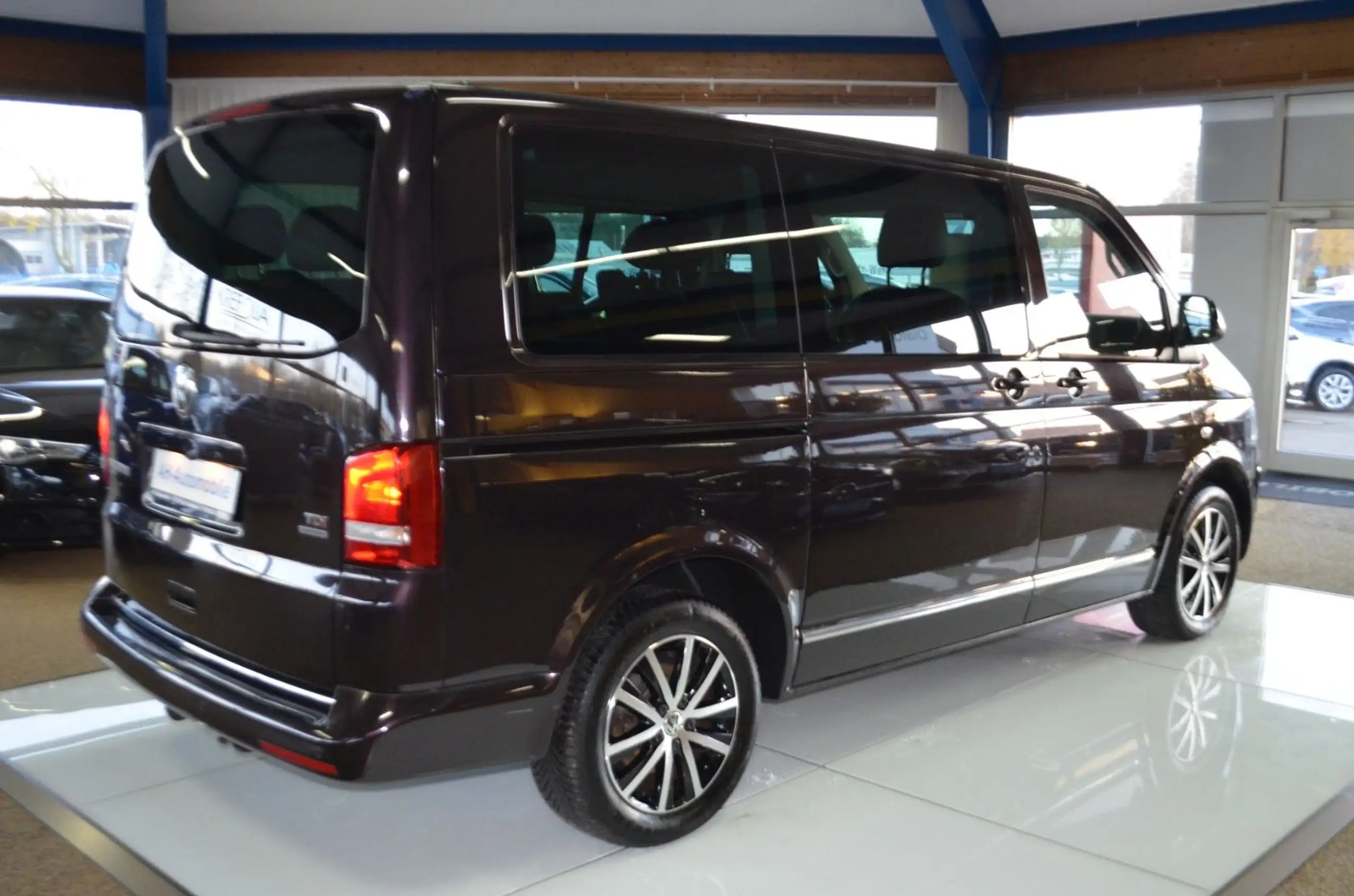 Volkswagen - T5 Transporter