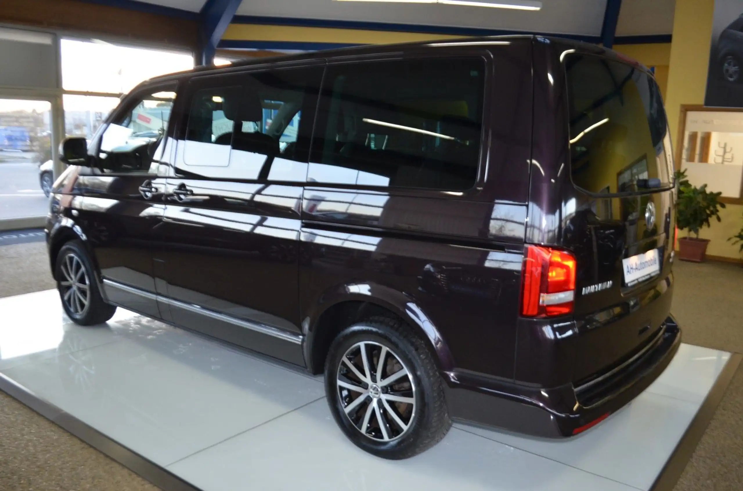 Volkswagen - T5 Transporter