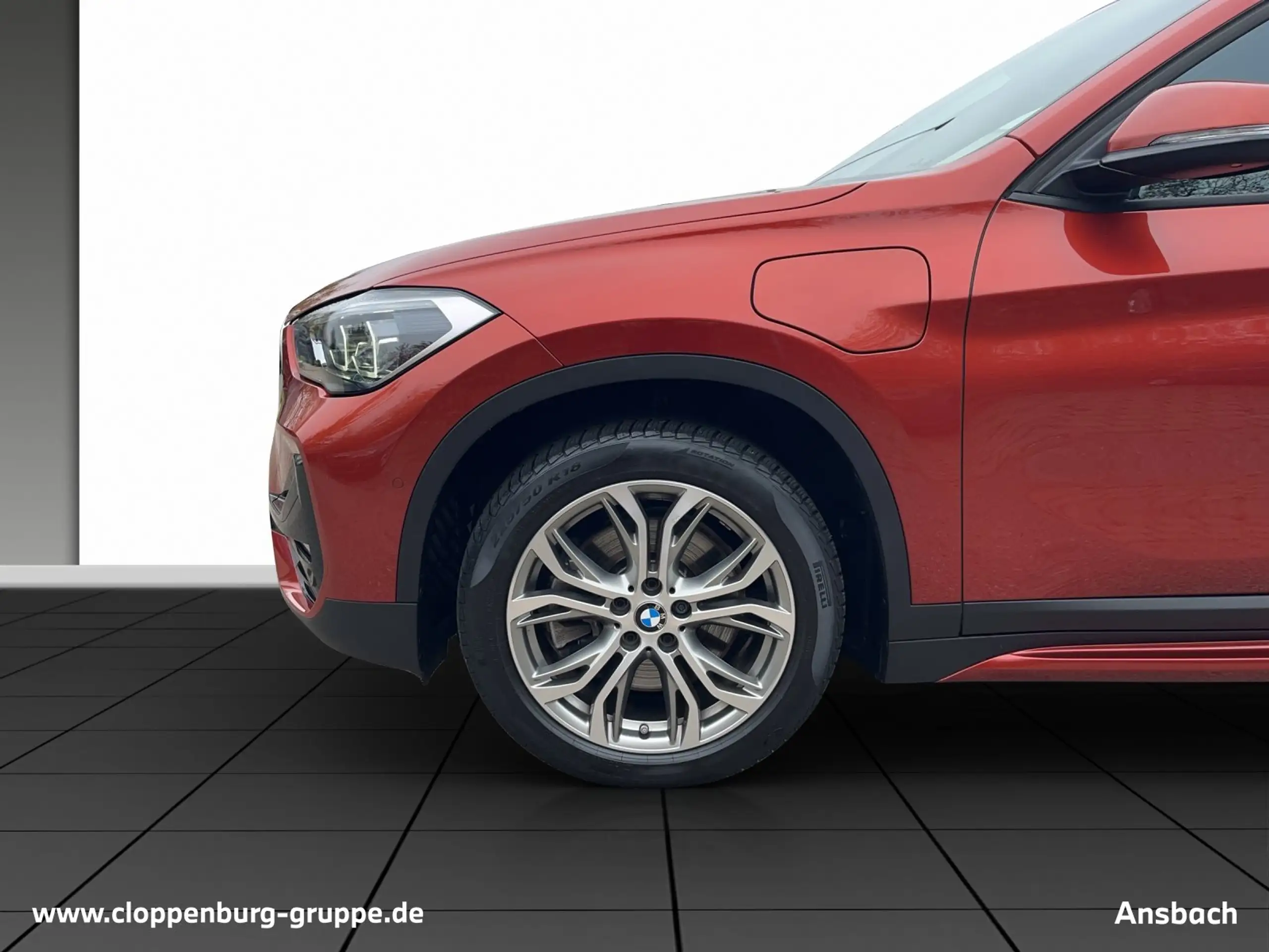 BMW - X1