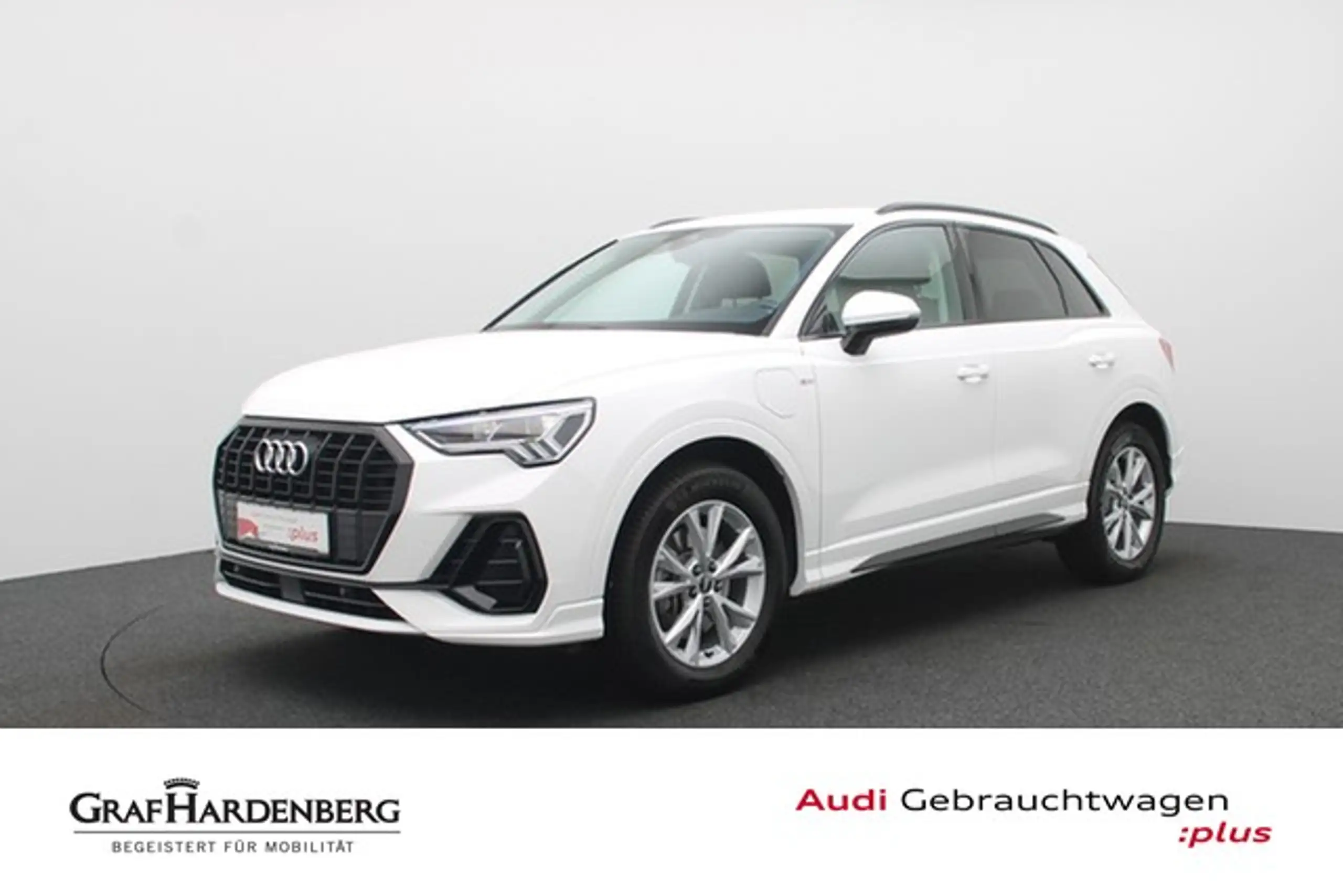 Audi - Q3