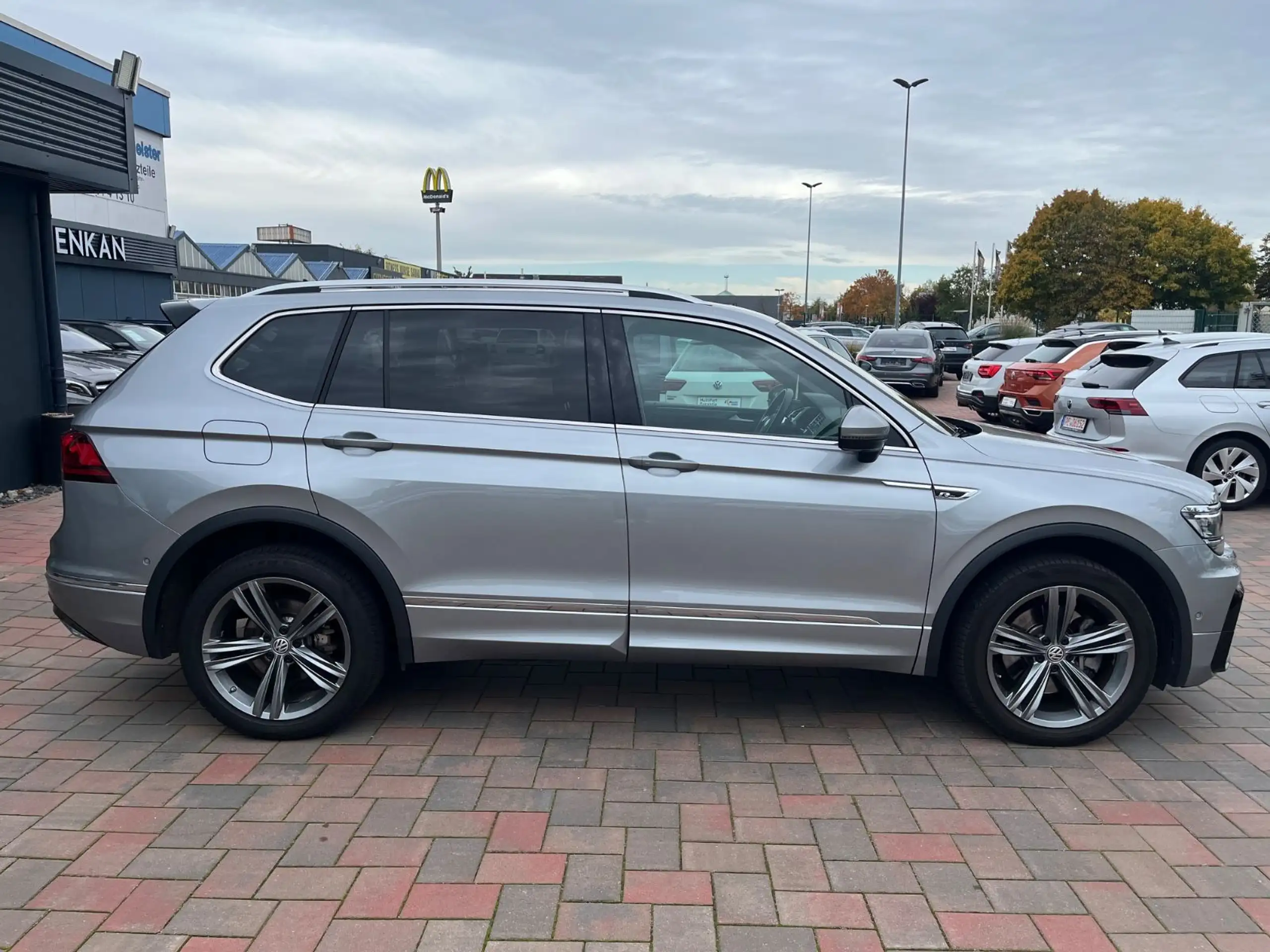 Volkswagen - Tiguan Allspace