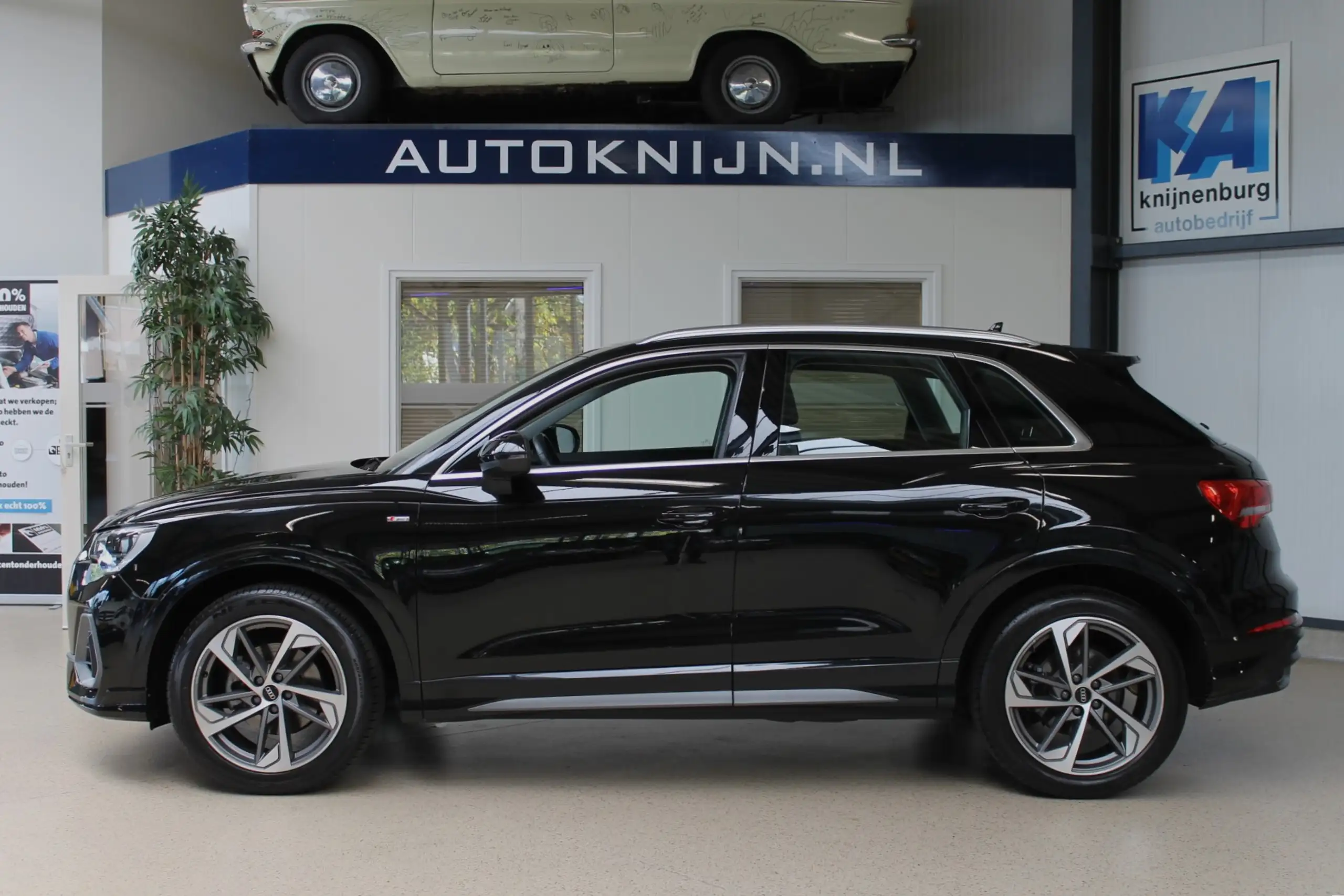 Audi - Q3